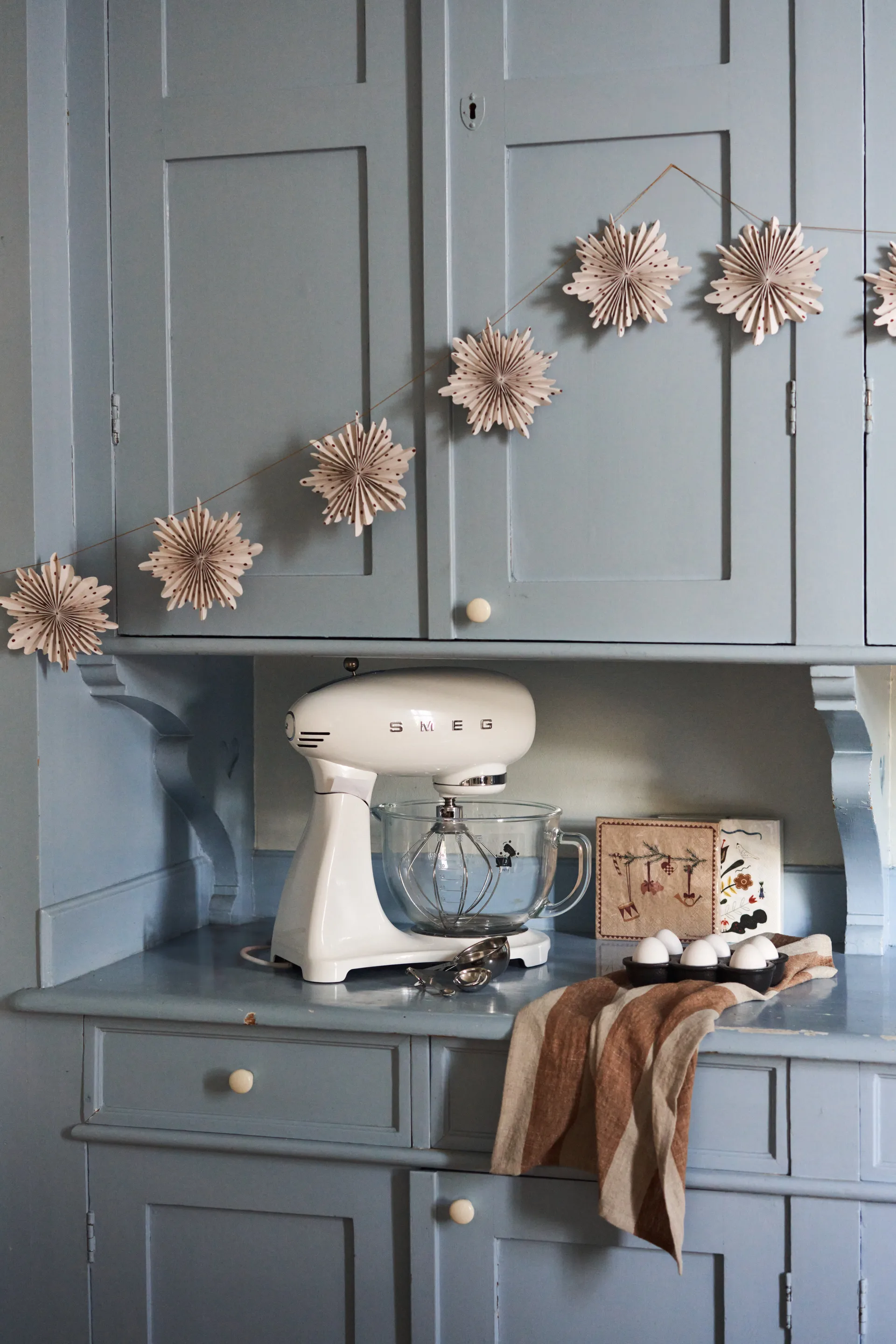 Γιορτινή γιρλάντα Festive 3 m, Κόκκινη πουά Scandi Living