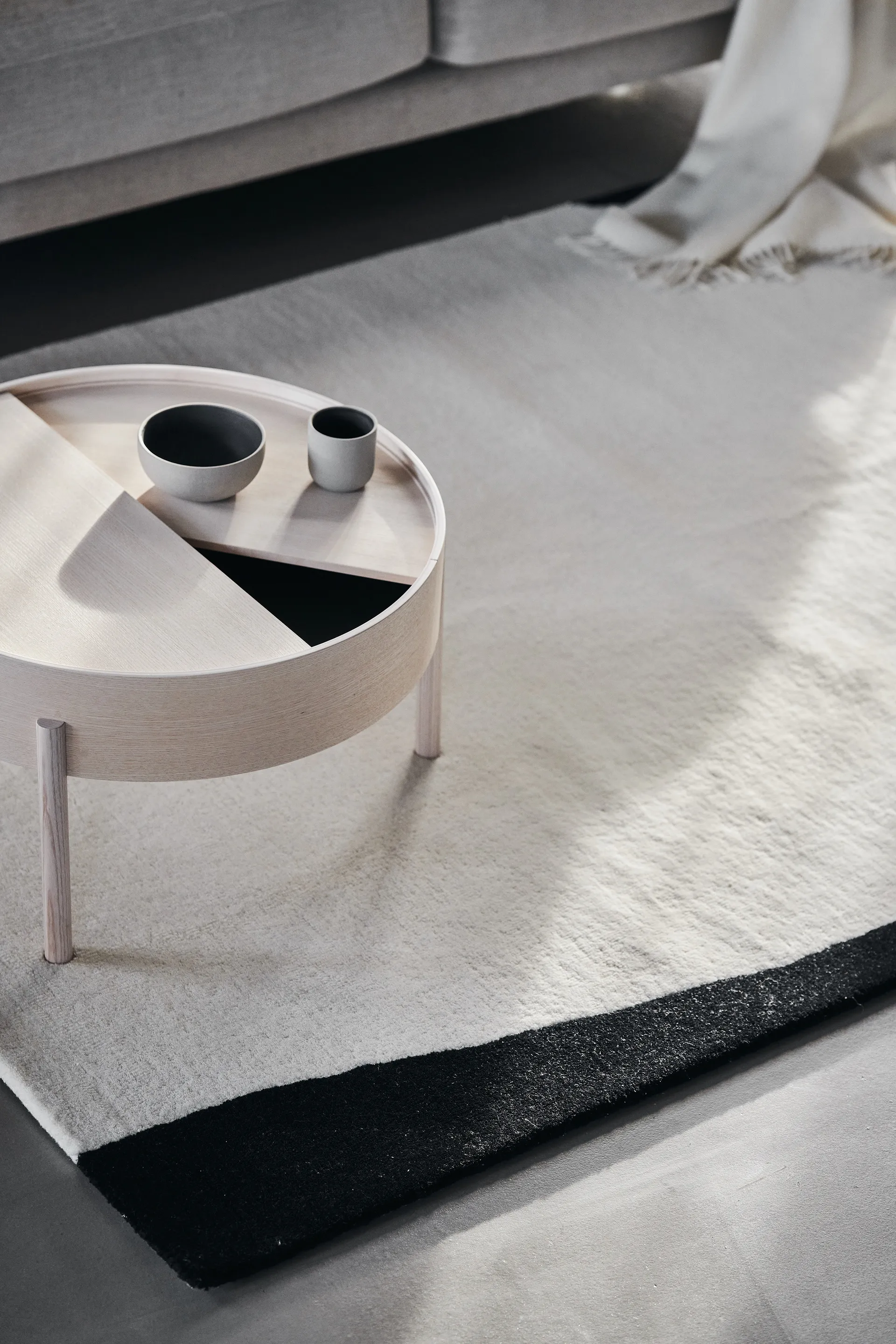 Flow μάλλινο χαλί λευκό-μαύρο, 170x240 cm Scandi Living