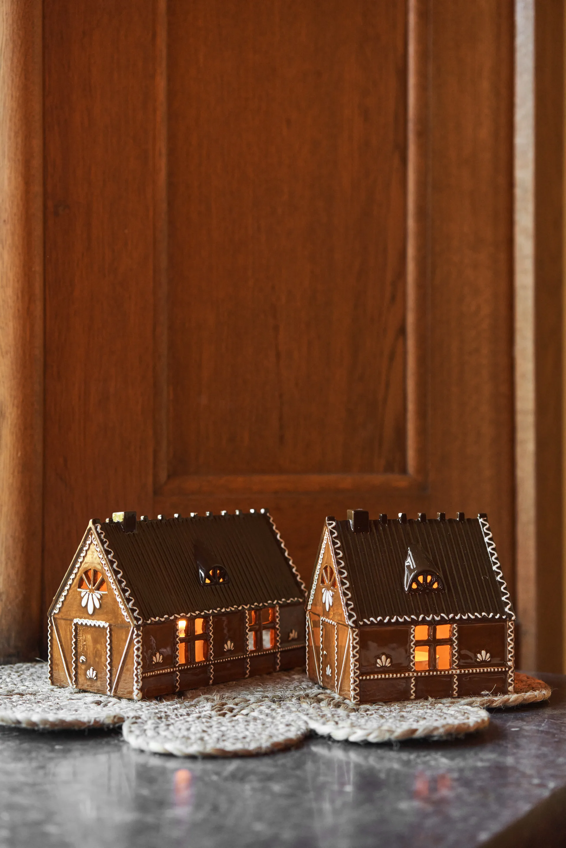 Σπιτάκι κεριών Ginger bread, 18 cm Scandi Living
