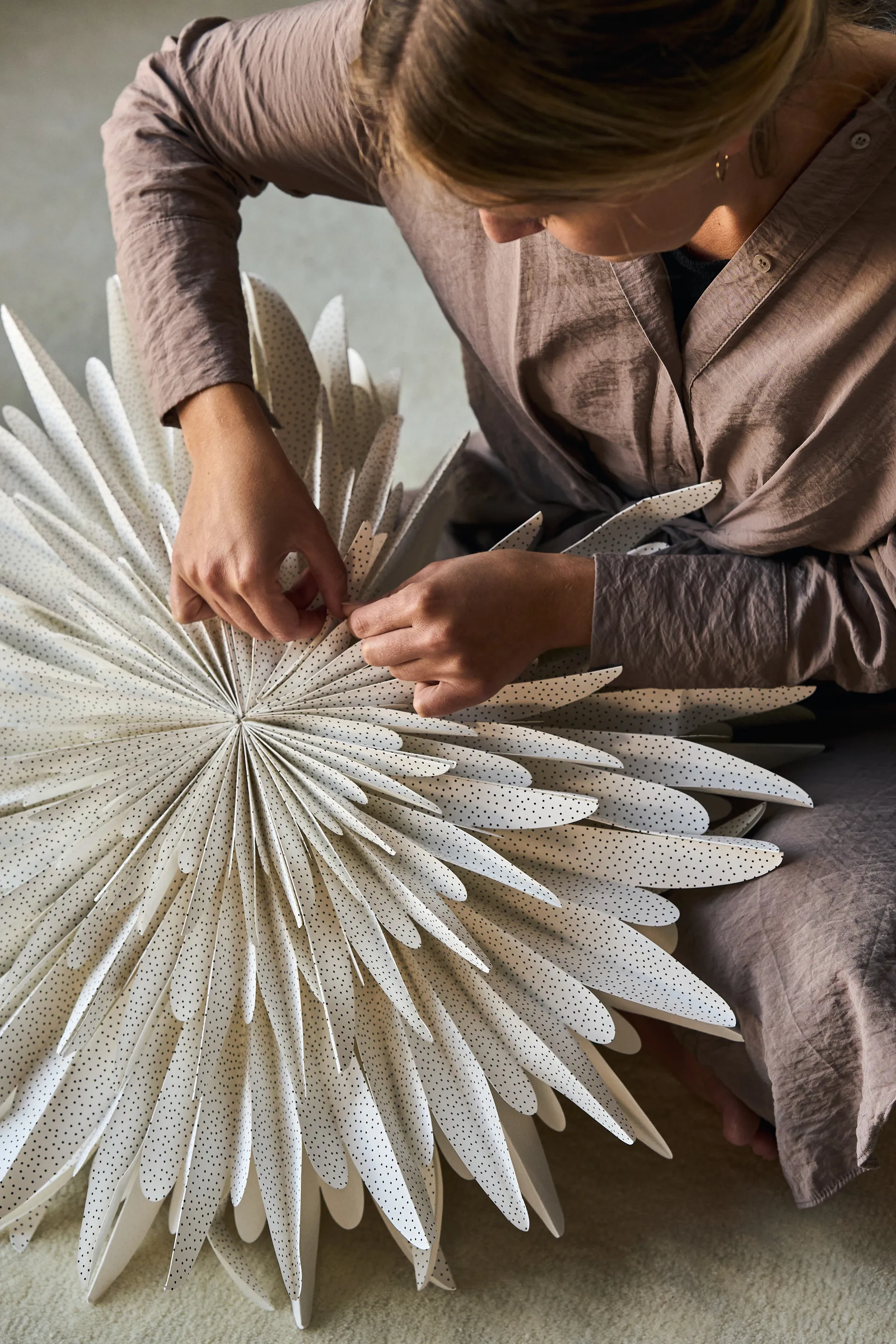 Luna αστέρι παραμονής λευκό με βούλες, 60 cm Scandi Living