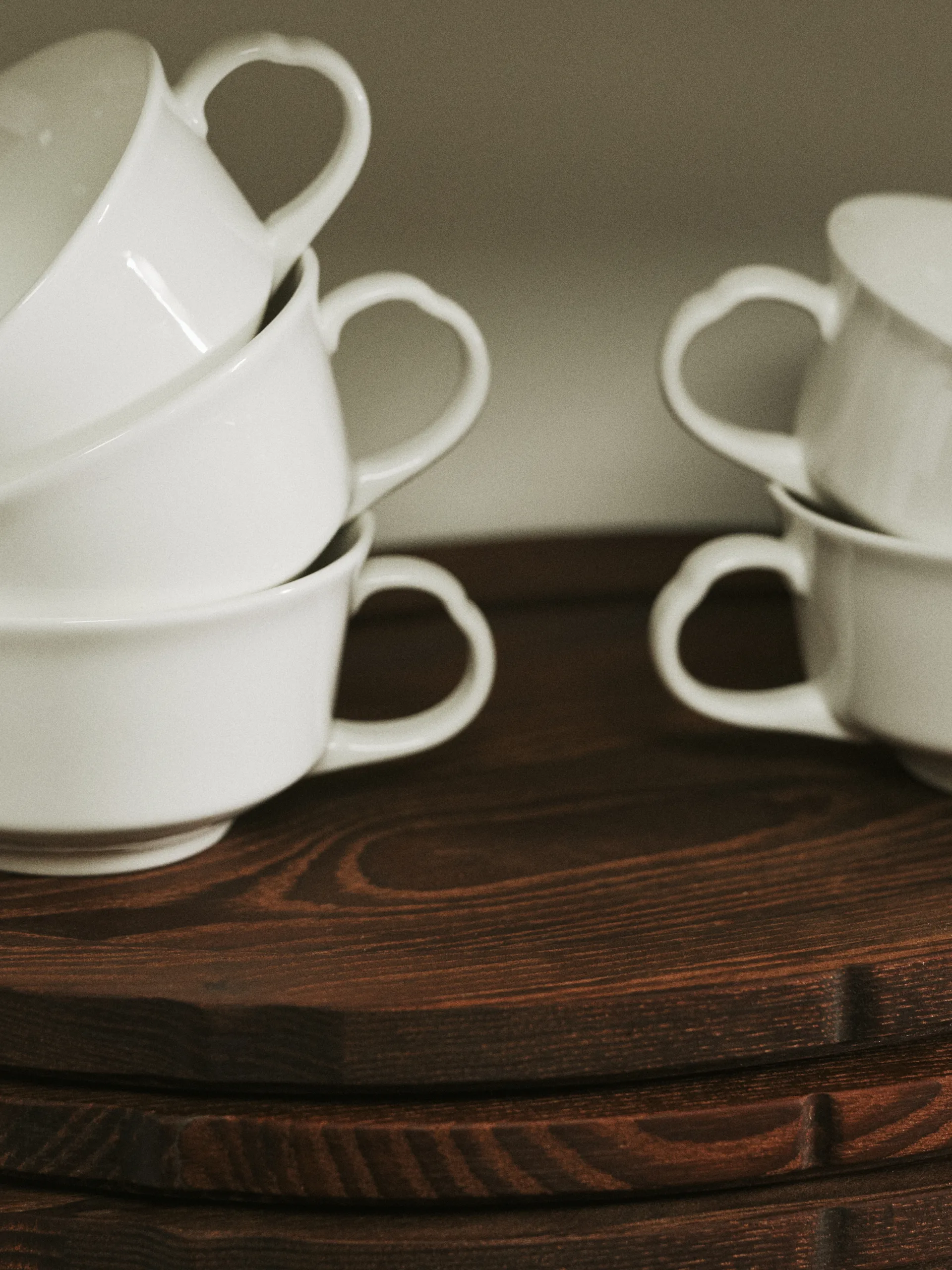 Silhouette οβάλ δίσκος 21x30 cm, Φλαμουριά Serax