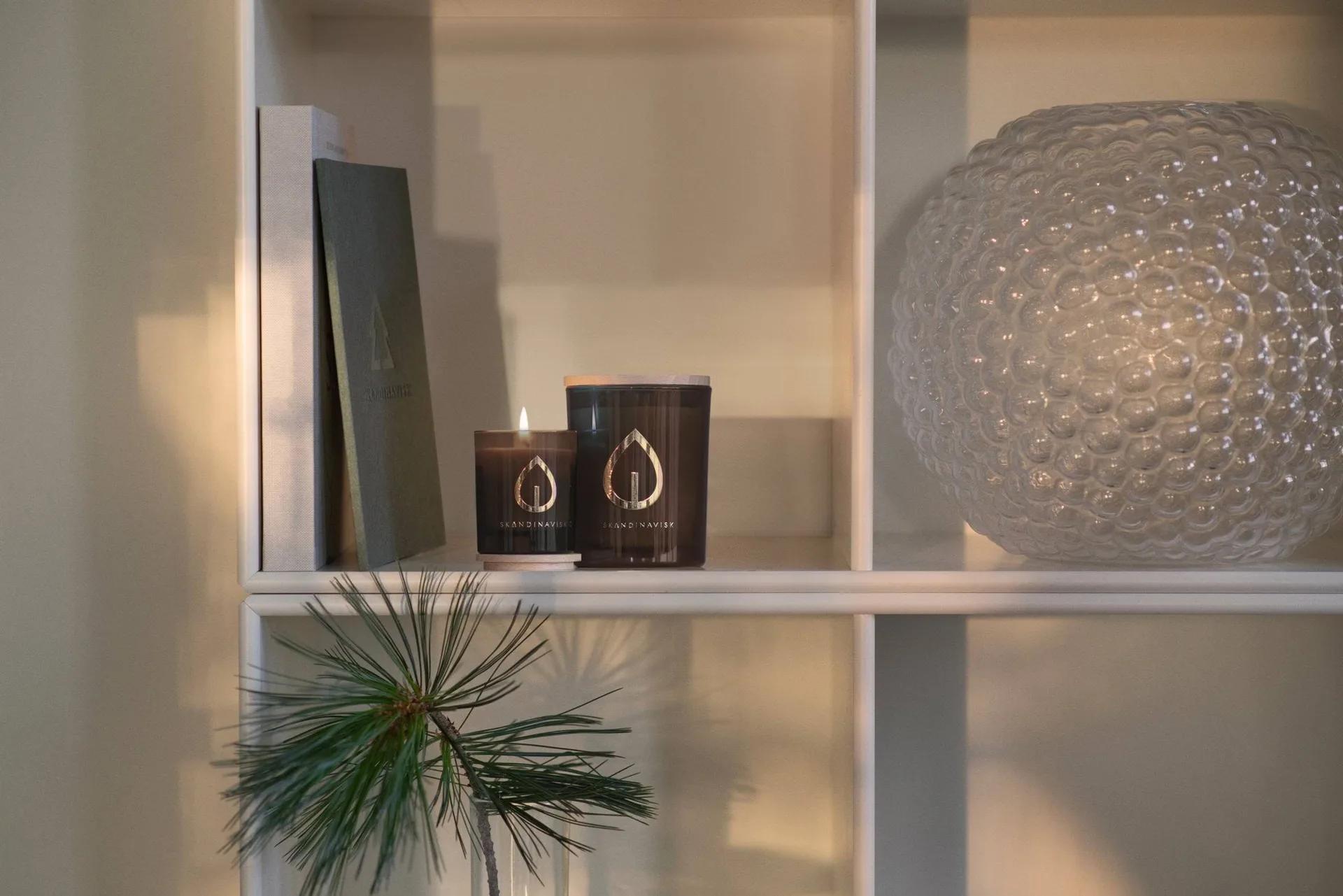 Hygge Gold Symbol αρωματικό κερί, 65 g Skandinavisk