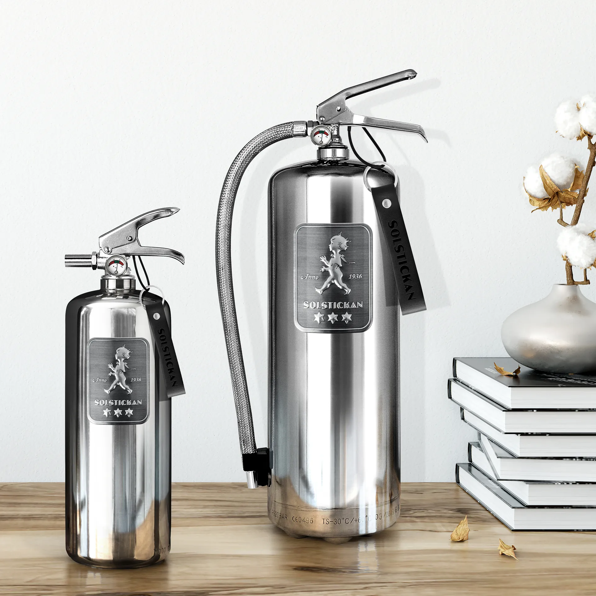 Πυροσβεστήρας Solstickan 2 kg, Design Edition steel Solstickan Design