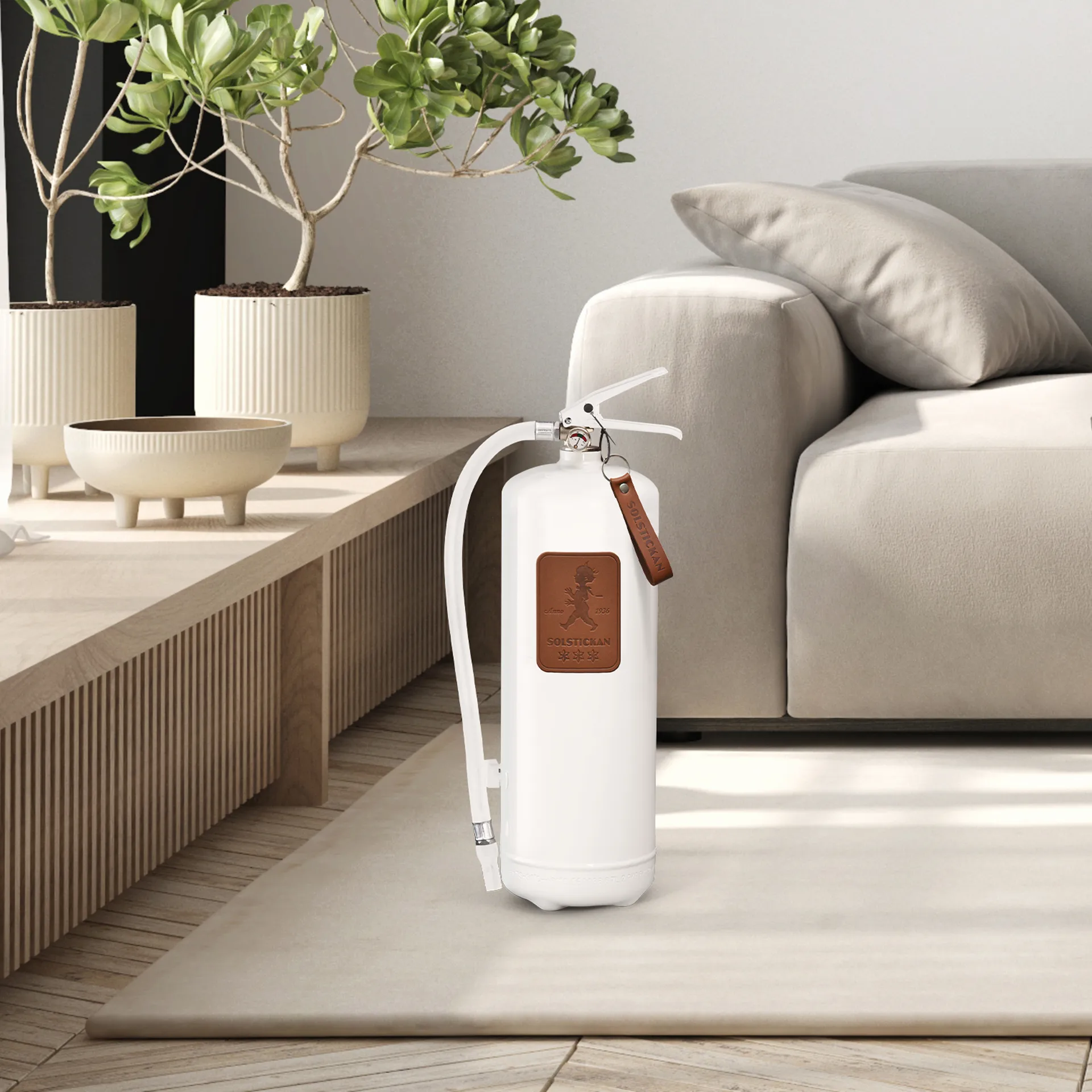 Πυροσβεστήρας Solstickan 6 kg, Λευκό-σκούρο καφέ δέρμα Solstickan Design
