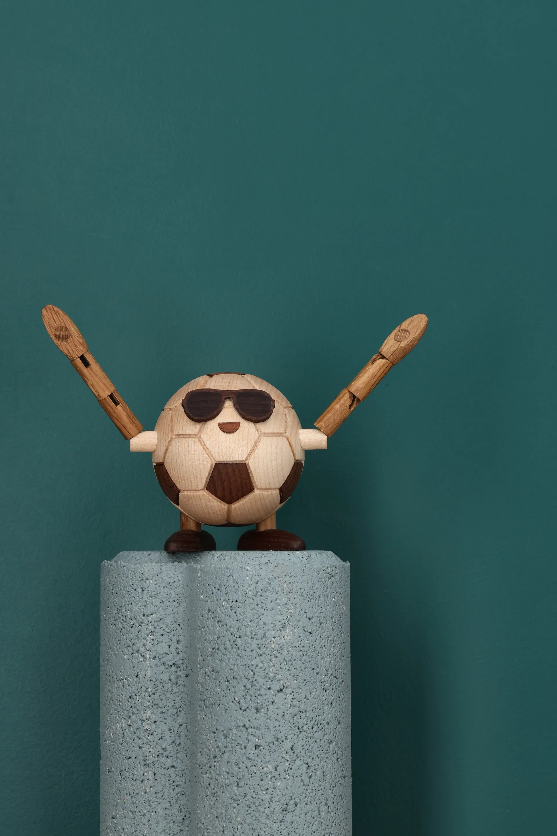 Billy Ball φιγούρα ποδοσφαίρου, Beige, 8x6,5x6,7 εκ. Spring Copenhagen