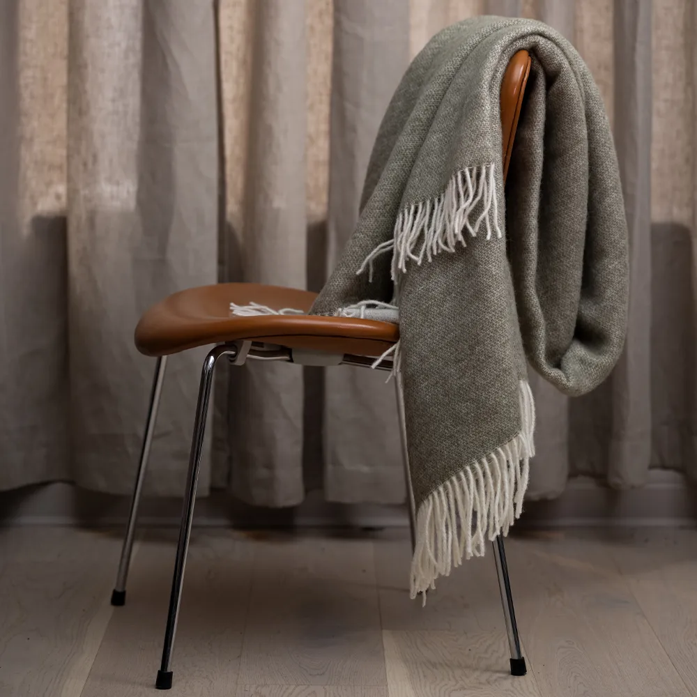 Μάλλινο ριχτάρι, Olive & off white Stackelbergs