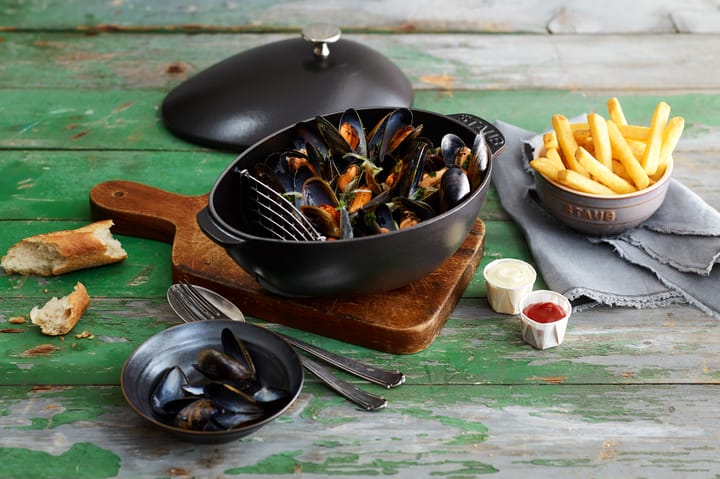 Staub γάστρα στρείδι 2 l, μαύρο STAUB