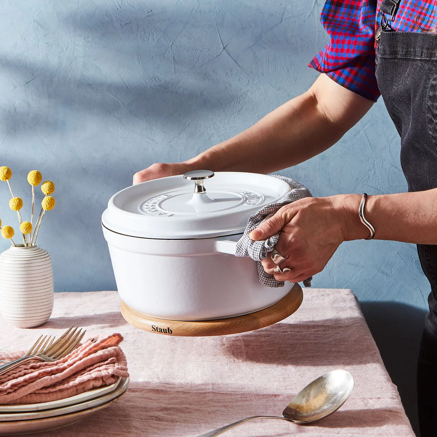 Staub μαγνητικό σουβέρ οβάλ οξιά, 23 εκ. STAUB