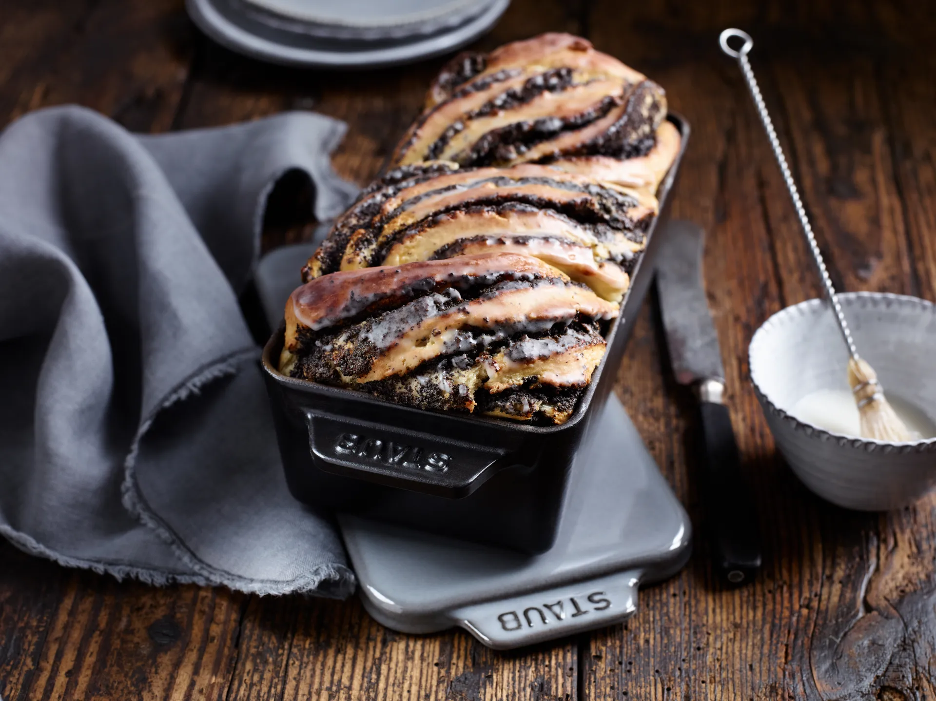 Staub φόρμα ψησίματος μαντεμένια, 23x11 εκ. STAUB