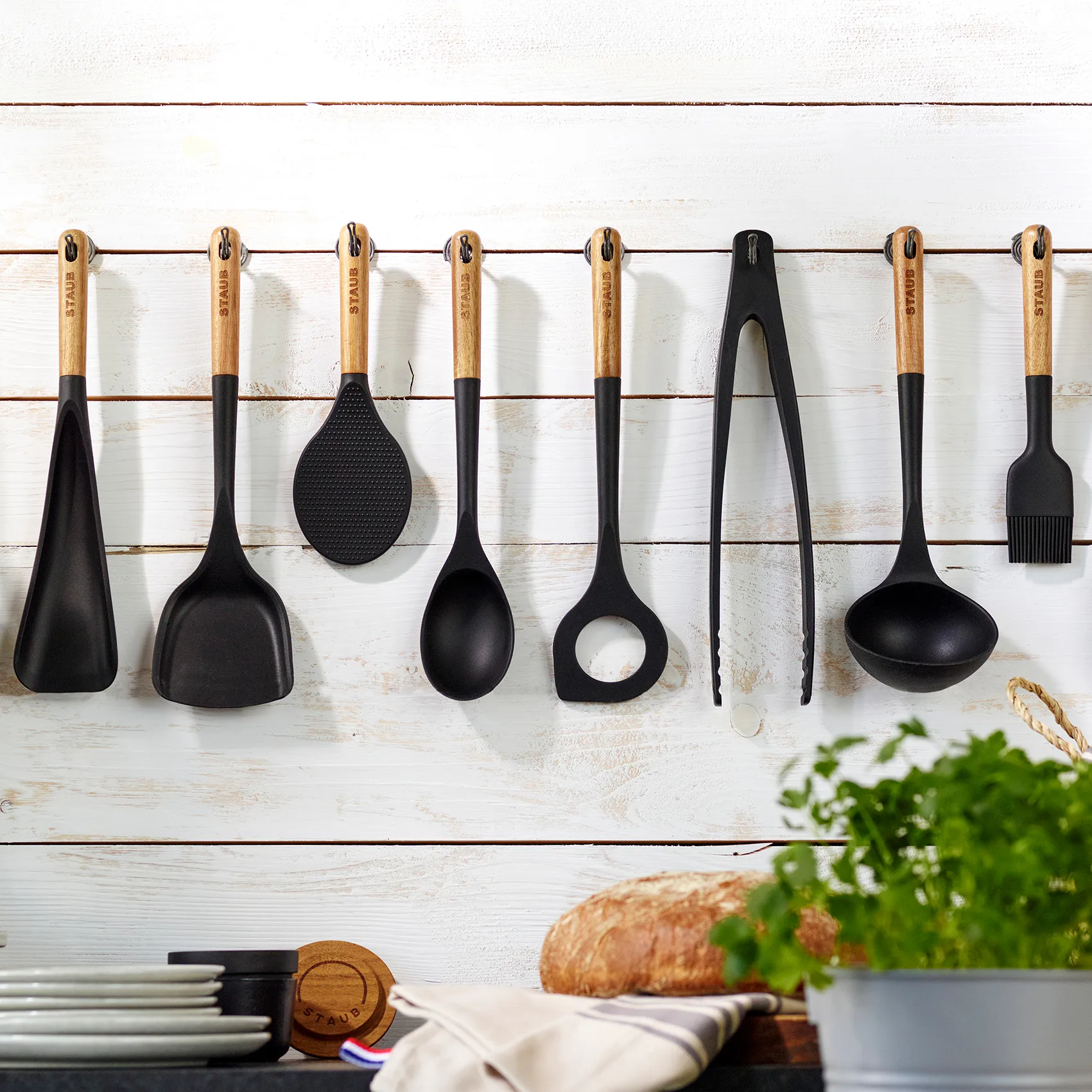 Staub κουτάλα για σούπα, 31 cm STAUB