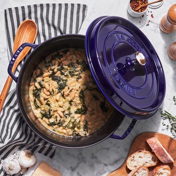 Staub στρογγυλή γάστρα. Τρεις στρώσεις εμαγιέ 3.8 l - σκούρο μπλε - STAUB