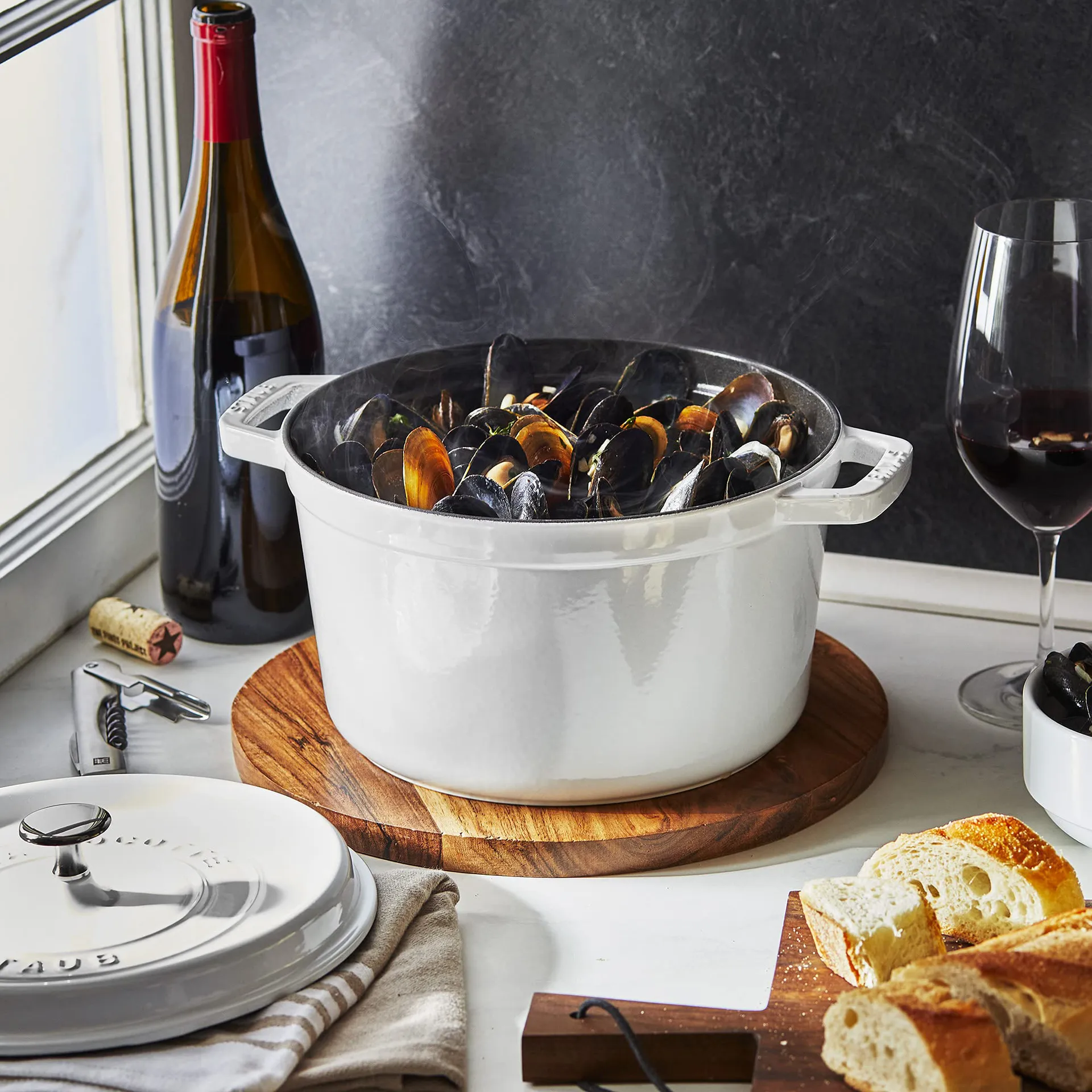 Staub στρογγυλή κατσαρόλα ψηλού μοντέλου 4,8 L, White Truffle STAUB