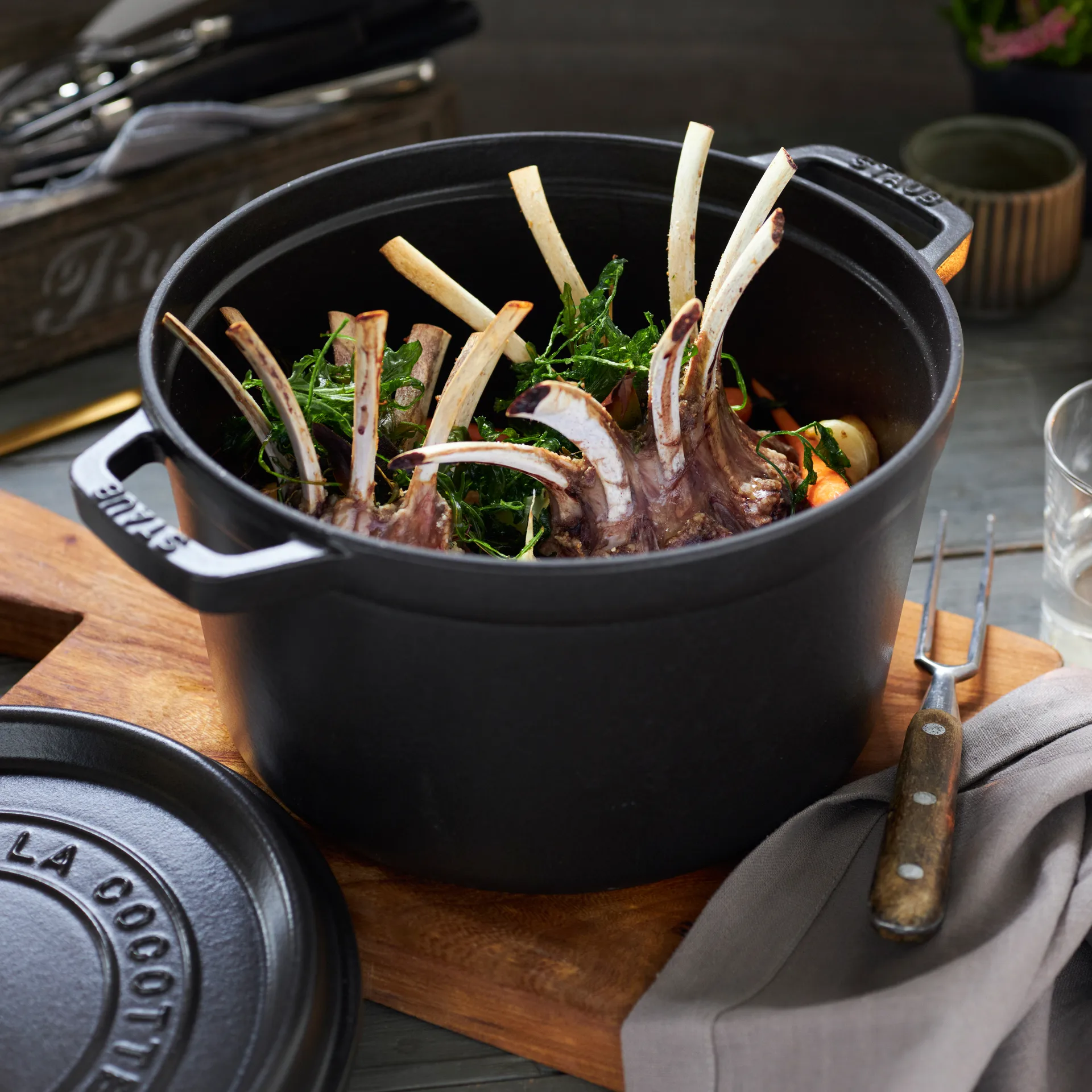 Staub στρογγυλή κατσαρόλα ψηλού μοντέλου 4,8 L, Ματ μαύρο STAUB