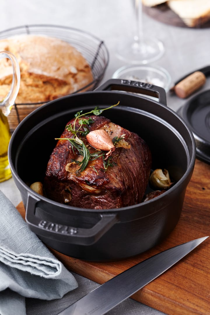 Staub στρογγυλή γάστρα 5.2 l, μαύρο STAUB