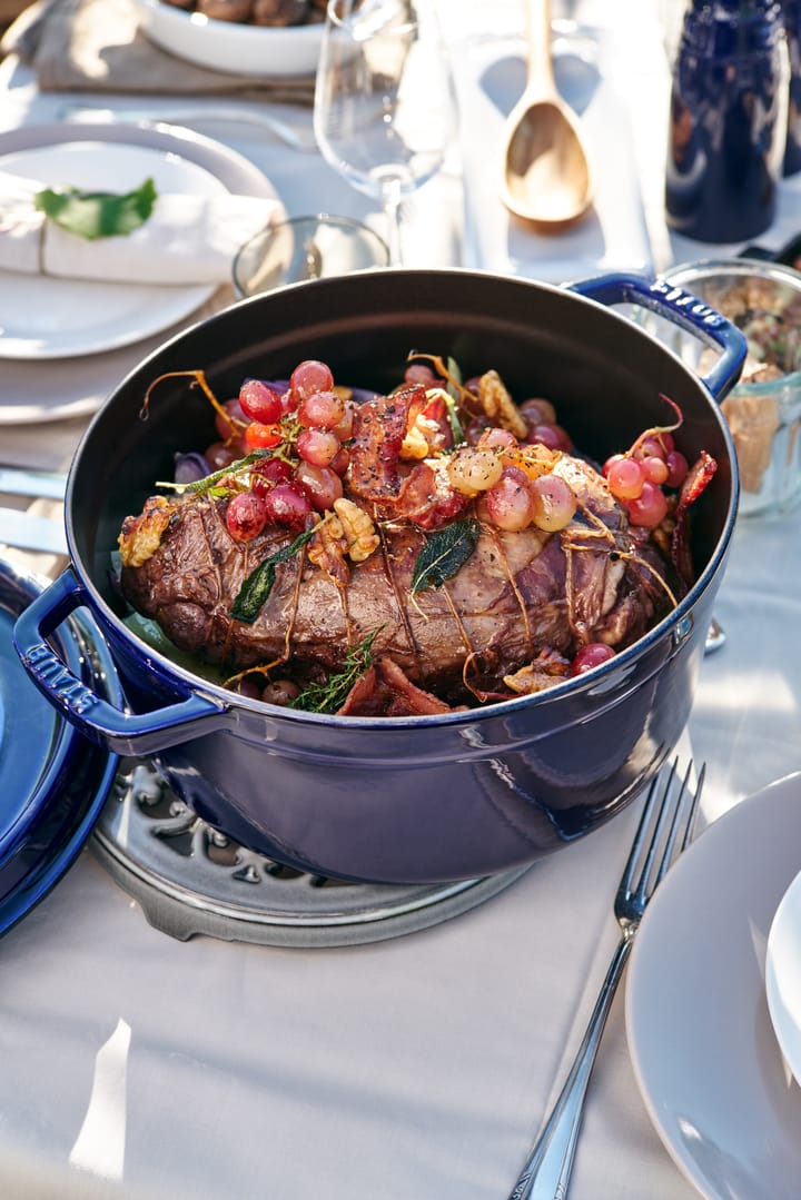 Staub στρογγυλή γάστρα. Τρεις στρώσεις εμαγιέ 5.2 l, σκούρο μπλε STAUB