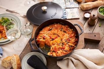 Staub Chistera γάστρα μαντεμένια Ø24 εκ. - Μάυρο - STAUB