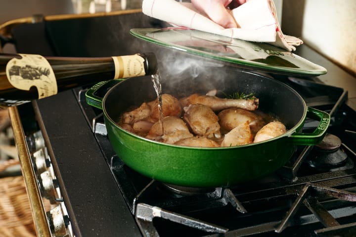 Staub Chistera γάστρα μαντεμένια Ø28 εκ., Πράσινο βασιλικόυ STAUB
