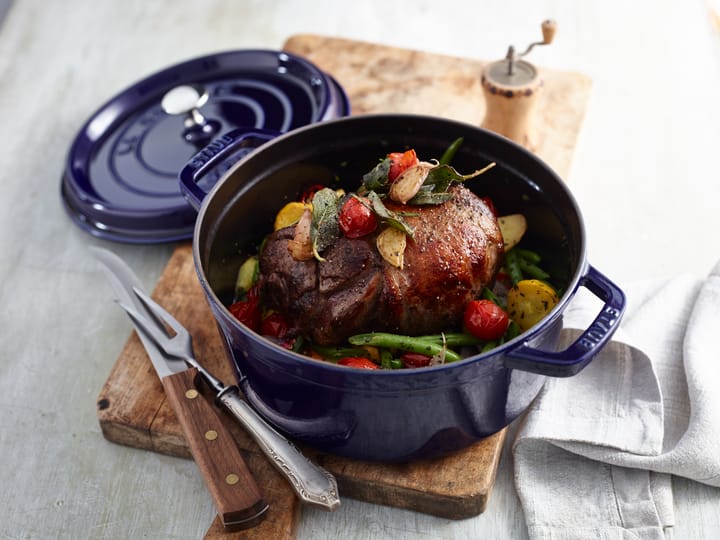 Staub La Cocotte στρογγυλή κατσαρόλα μαντεμένια 2,6 L, Σκούρο μπλε STAUB