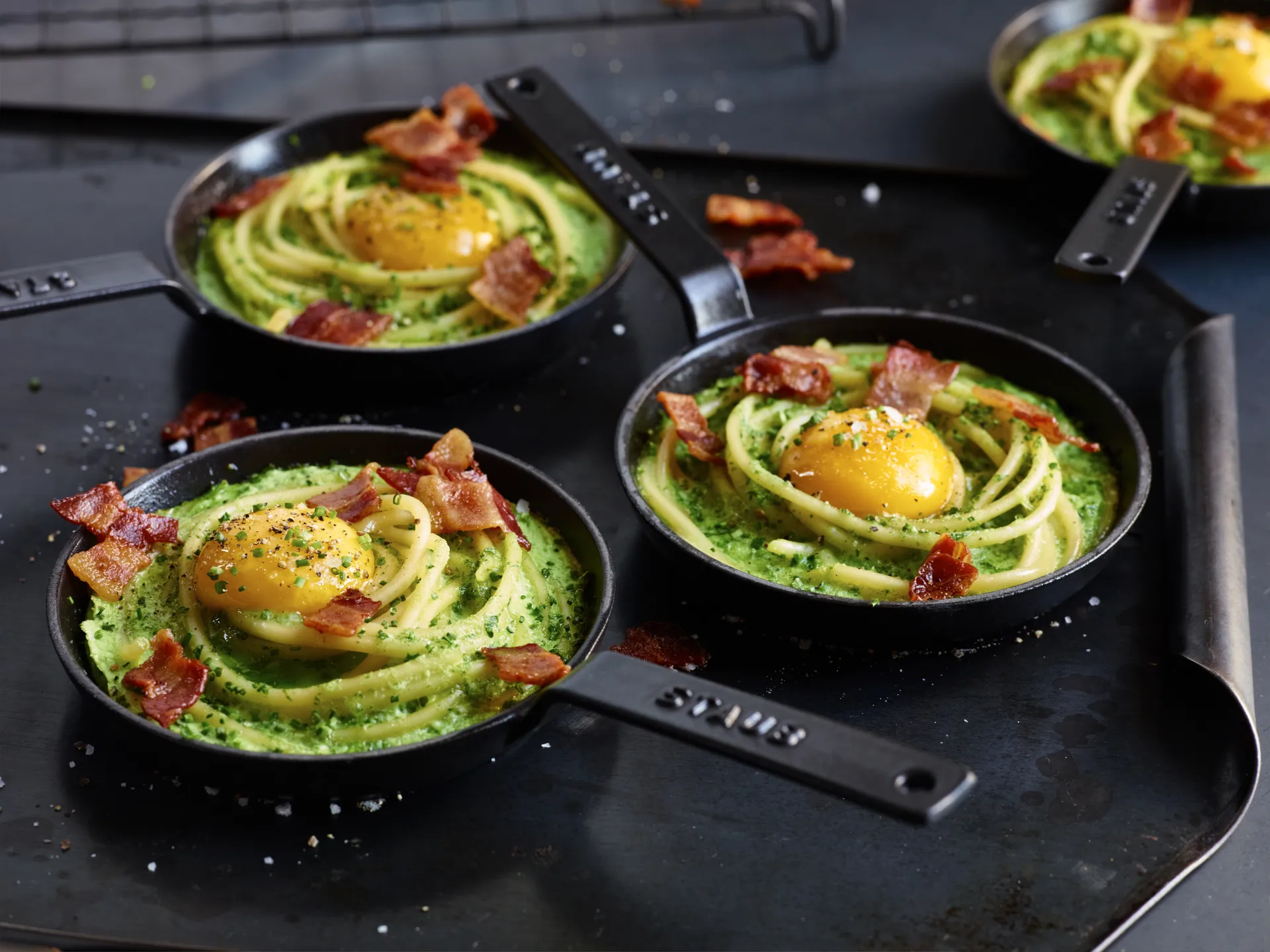 Staub mini τηγάνι μαντεμένιο 0,15 L, Μάυρο STAUB