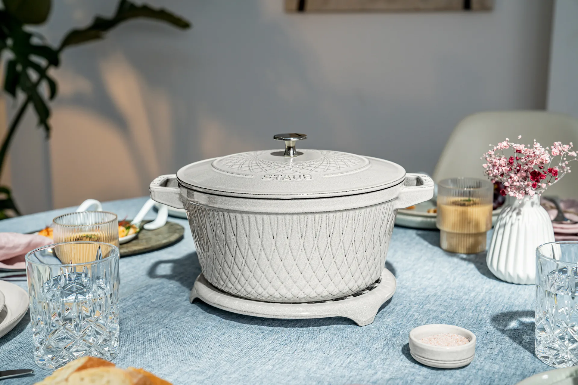 Staub Twister La Cocotte κατσαρόλα 4 L, White truffle STAUB