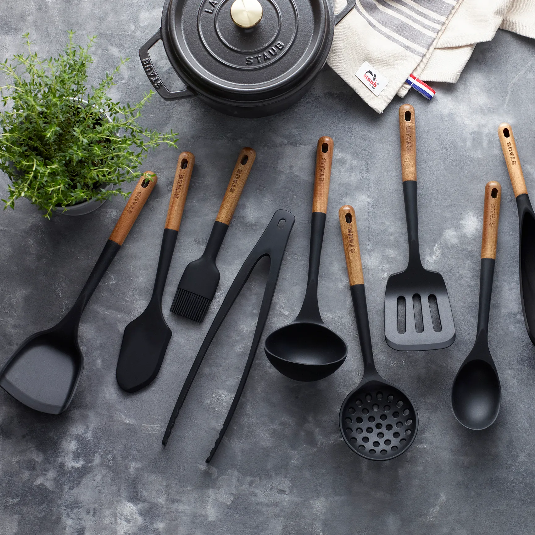 Staub wok σπάτουλα, 31 cm STAUB