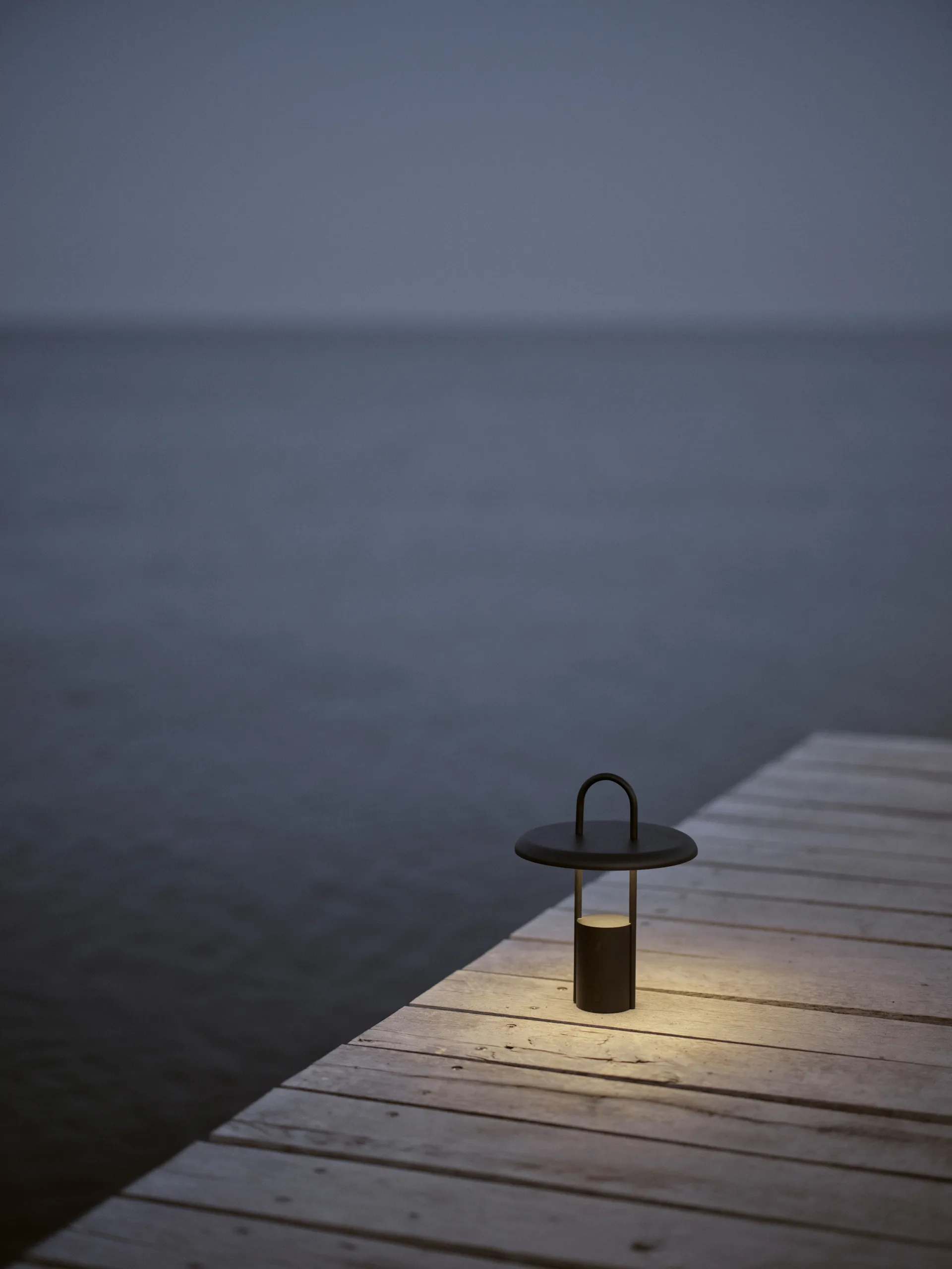 Pier φωτιστικό LED φορητό 25 cm , Μαύρο Stelton