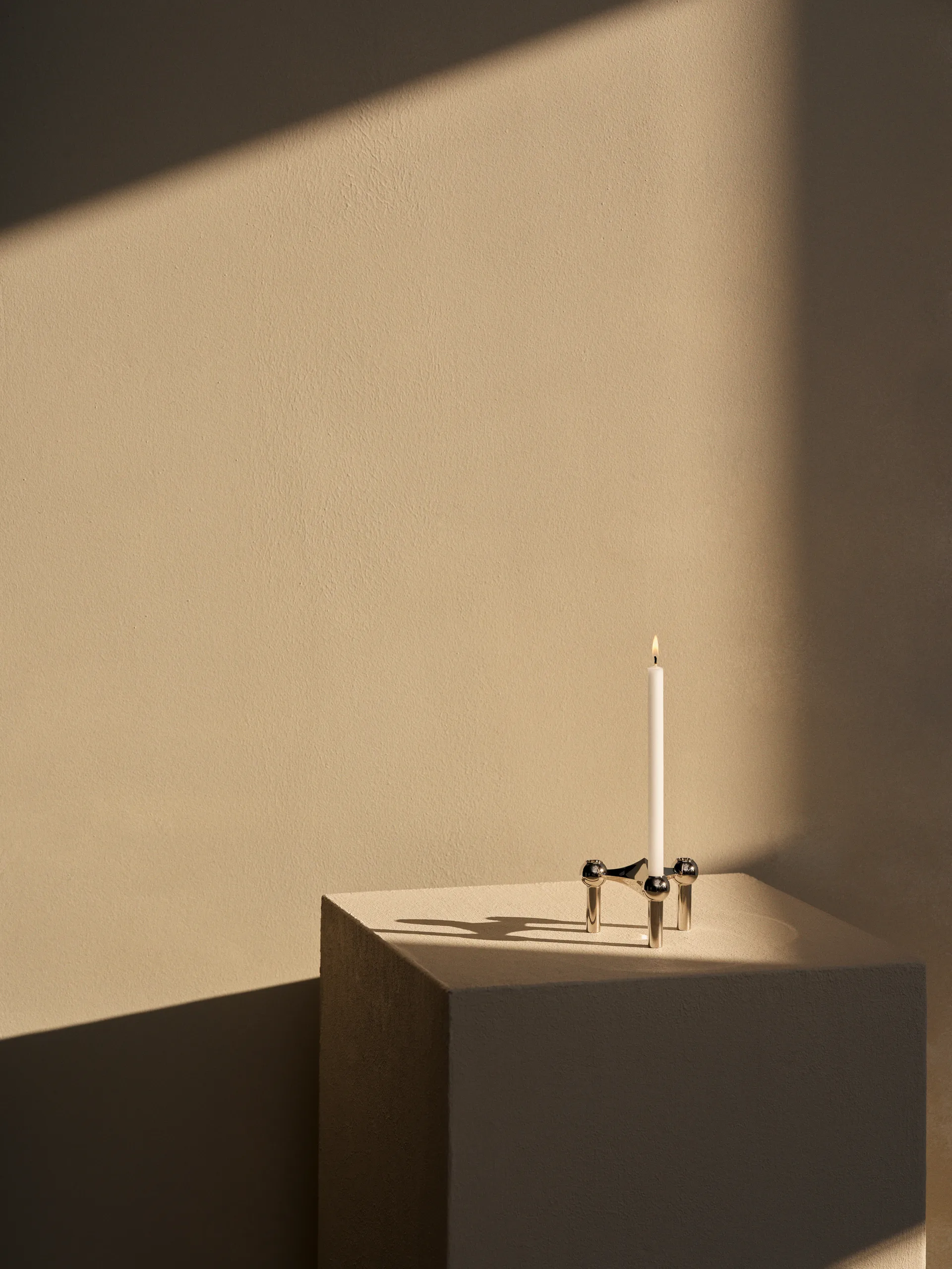 STOFF Nagel βάση κεριού + κεριά Συσκευασία 12 τεμαχίων STOFF