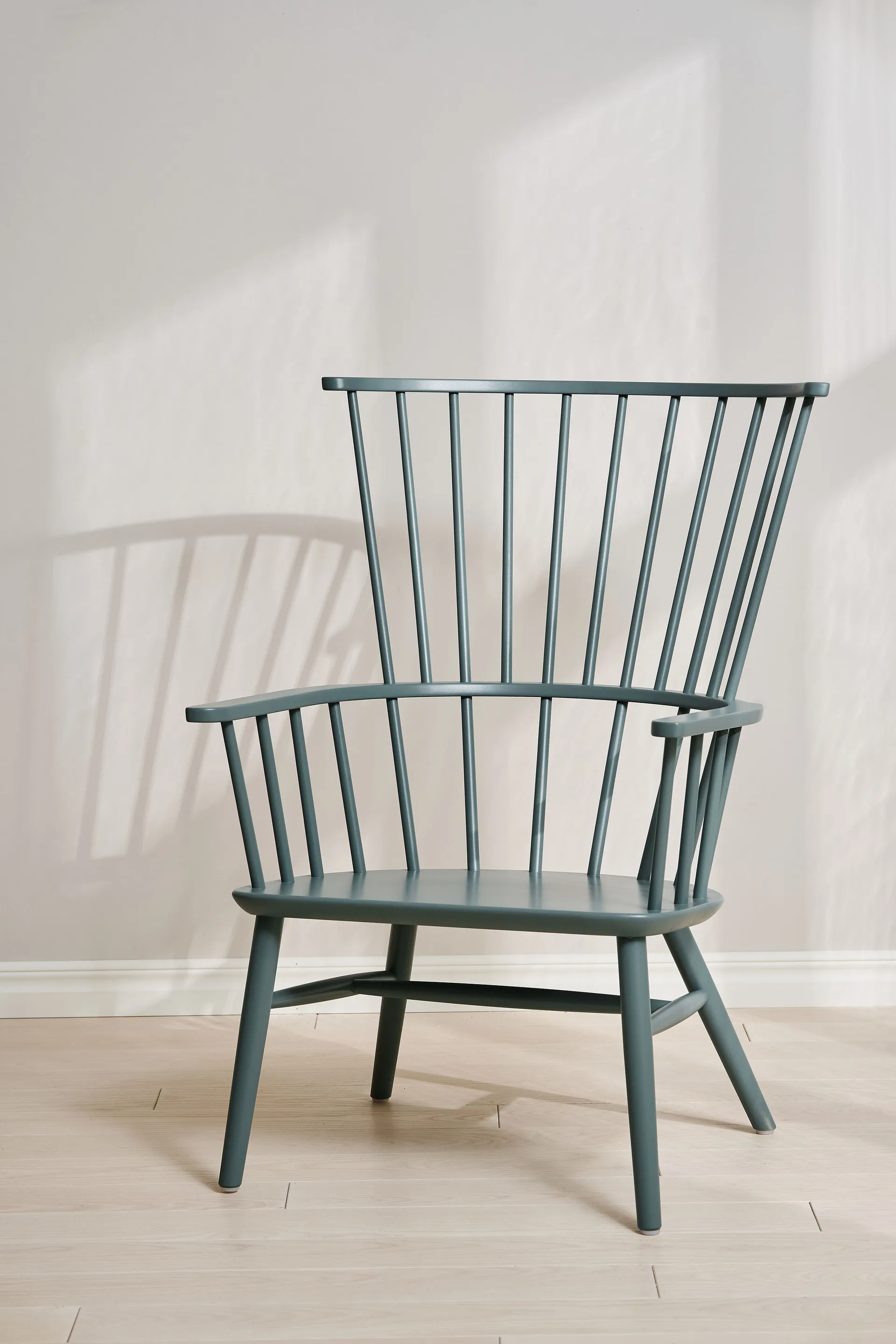 Πολυθρόνα Henriette με μαξιλάρι και μαξιλαράκι αυχένα, Ομίχλη-Moonlight Stolab