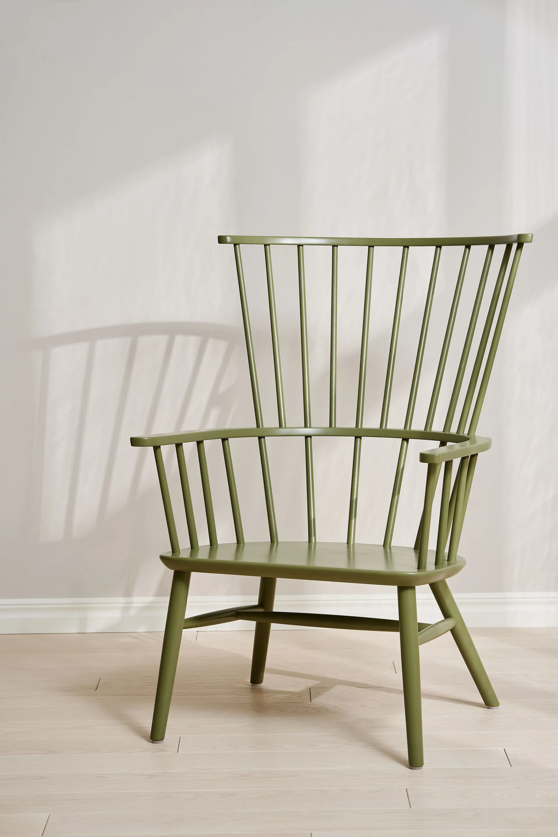 Πολυθρόνα Henriette με μαξιλάρι και μαξιλαράκι αυχένα, Πράσινο της ελιάς-Sahara Stolab