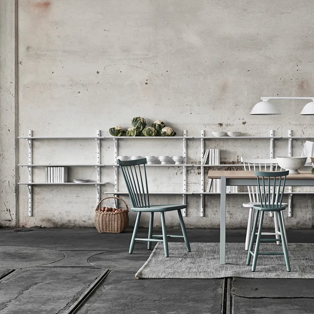 Ράφια Ikon väggshelf, Από σημύδα με ανοιχτή ματ λάκα, βάθος 21 εκ Stolab