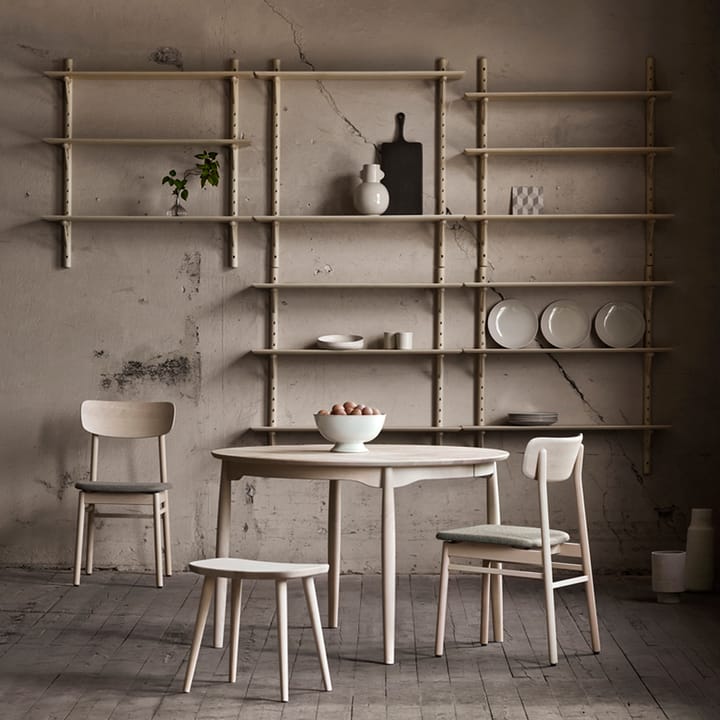 Ράφια Ikon väggshelf, Από σημύδα με ανοιχτή ματ λάκα, βάθος 21 εκ Stolab