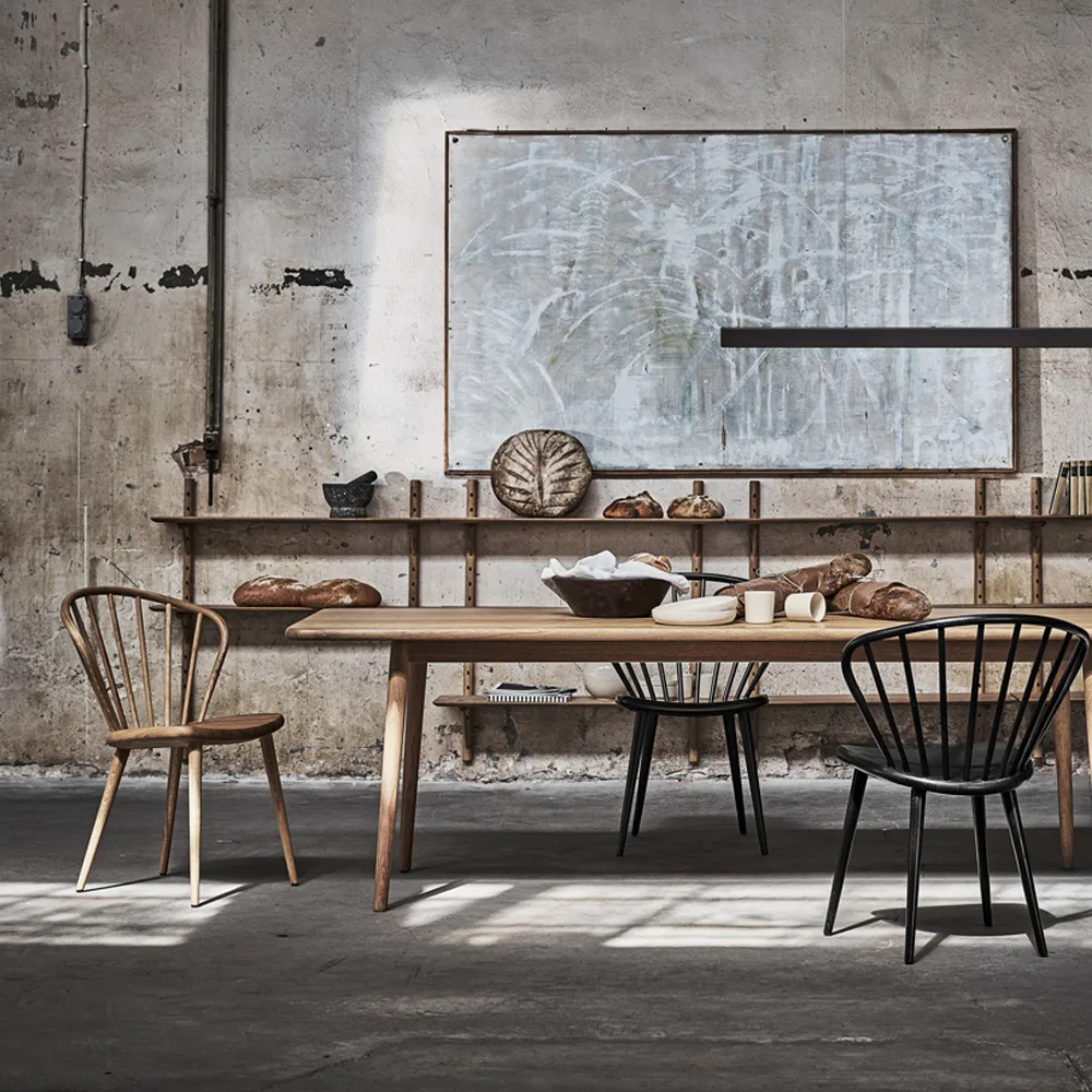 Ράφια Ikon väggshelf, Από σημύδα με ανοιχτή ματ λάκα, βάθος 21 εκ Stolab