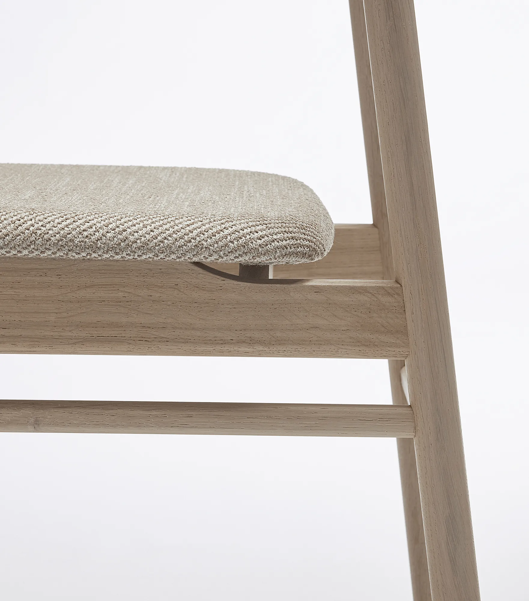 Καρέκλα, Prima Vista, ανοιχτή δρυς με ματ λάκα, Textile Atto Driftwood V3576/01 γκρι Stolab
