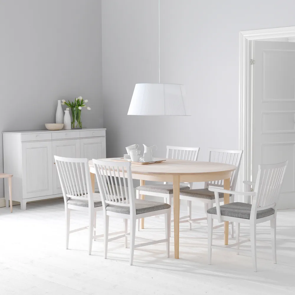 Τραπεζαρία, Vardags, Από σημύδα με ανοιχτή ματ λάκα. 2 ένθετα Stolab