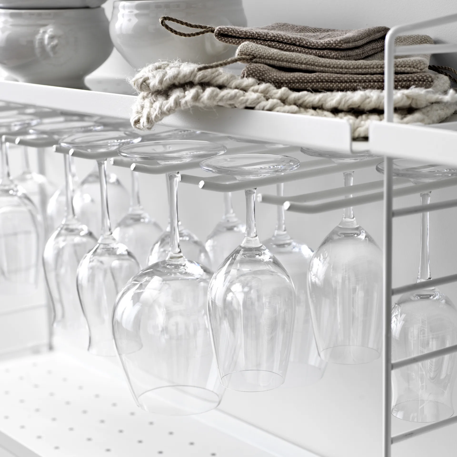 Ράφια για κρεμάστρες String 2-τμχ, Μπεζ, 30εκ String