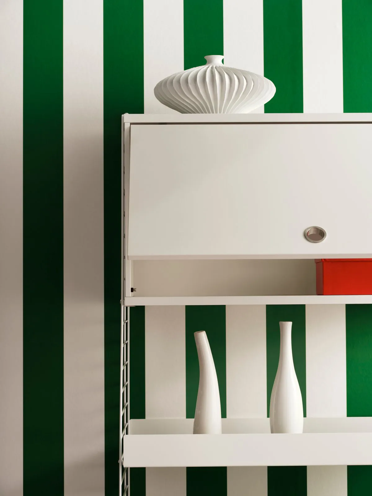 Ντουλάπι String με αναδιπλούμενη πόρτα, Λευκό, 58x30 cm String