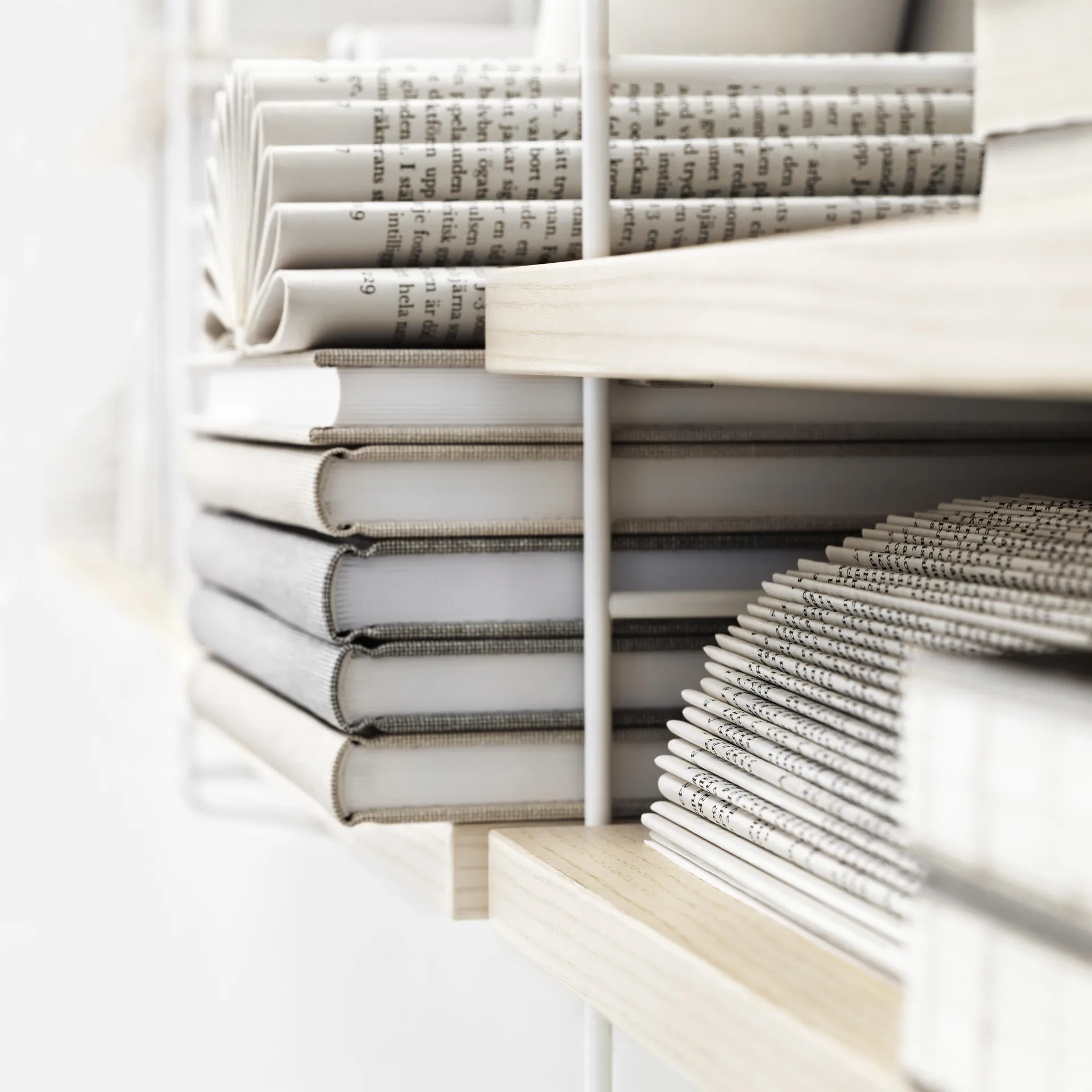 String Ραφιέρα Pocket ash-white (λευκό), δεσποτάκι-λευκό String