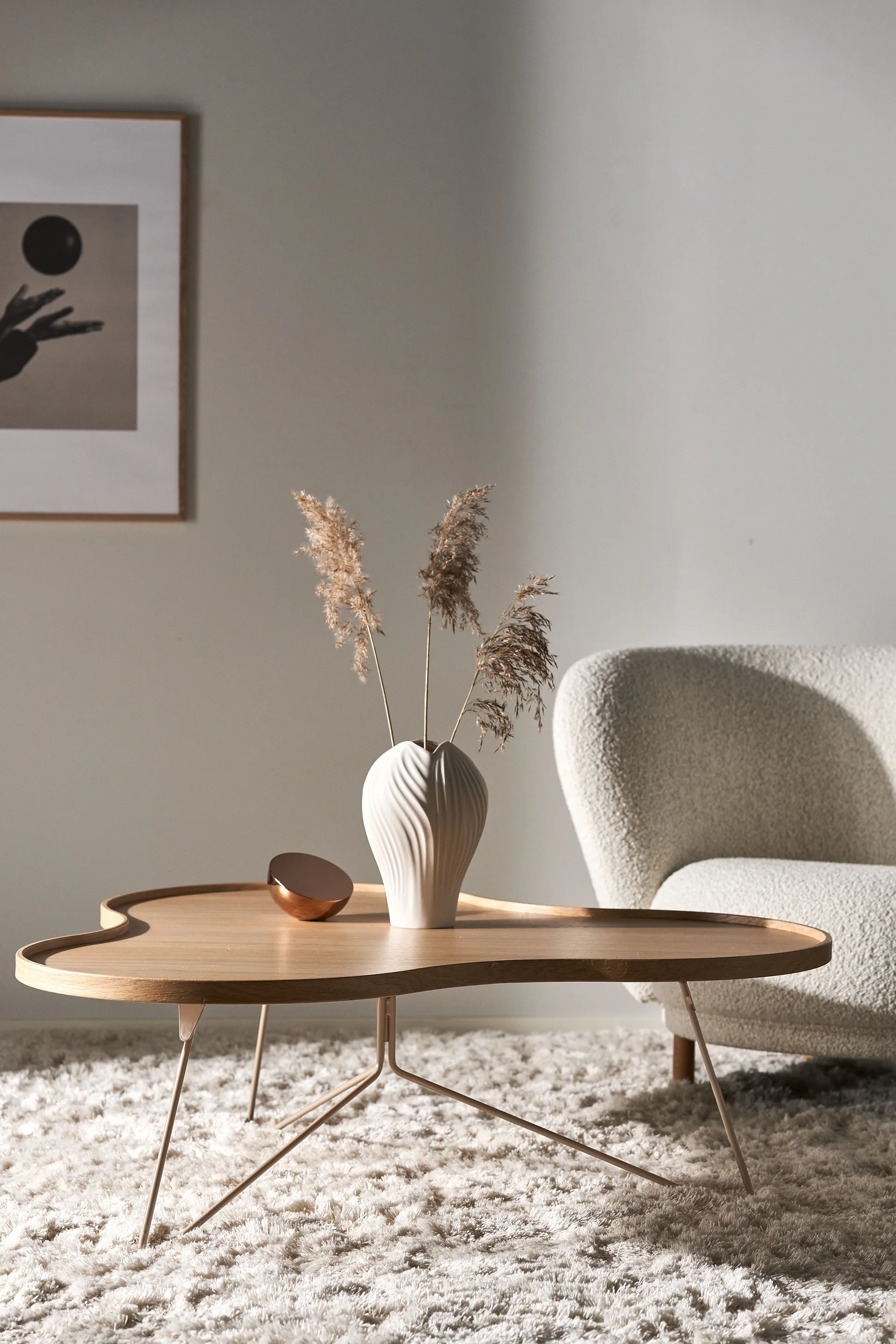 Flower mono τραπέζι 107x114 cm, H45 Δρυς lackad-nutmeg RAL1019 Swedese