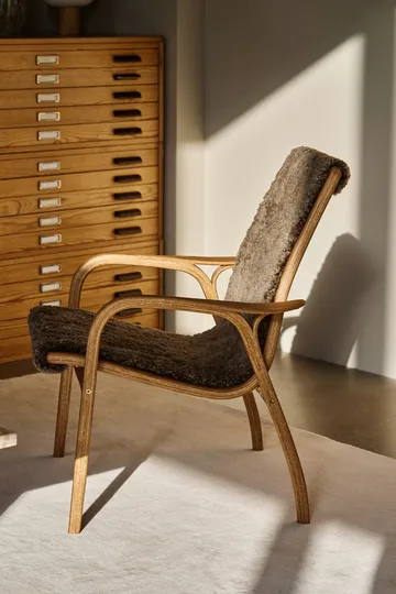 Laminett πολυθρόνα λαδωμένη δρυς/δέρμα προβάτου - Σαχάρα (καφέ νουγκά) - Swedese