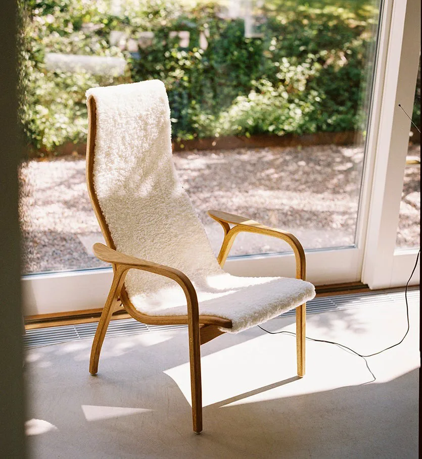 Lamino πολυθρόνα λακαρισμένη οξιά/δέρμα προβάτου, Κάρβουνο (σκούρο γκρι) Swedese