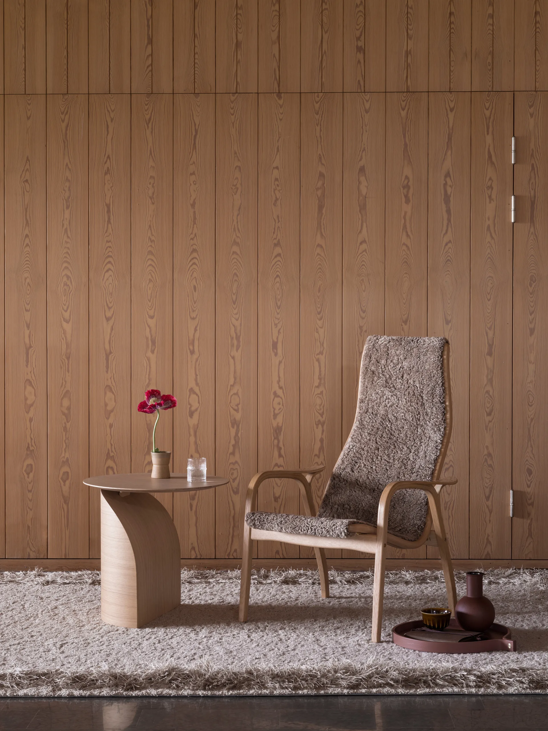 Lamino πολυθρόνα λακαρισμένη οξιά/δέρμα προβάτου, Αστροφεγγιά (μπεζ) Swedese