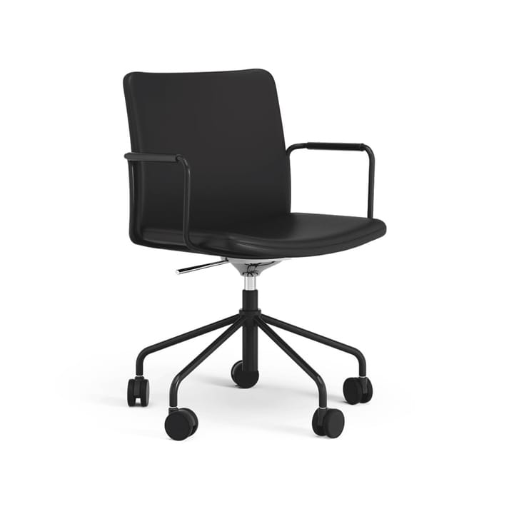 Η καρέκλα γραφείου Stella μπορεί να ανυψωθεί/χαμηλώσει με κλίση - Μαύρο δέρμα elmosoft 99999, μαύρη βάση, εύκαμπτη πλάτη - Swedese