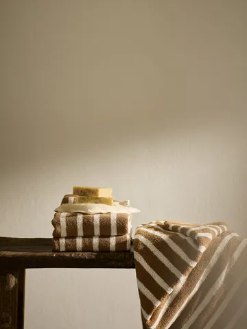 Πετσέτα χεριών Bonnie 50x70 εκ. - Brown - Tell Me More