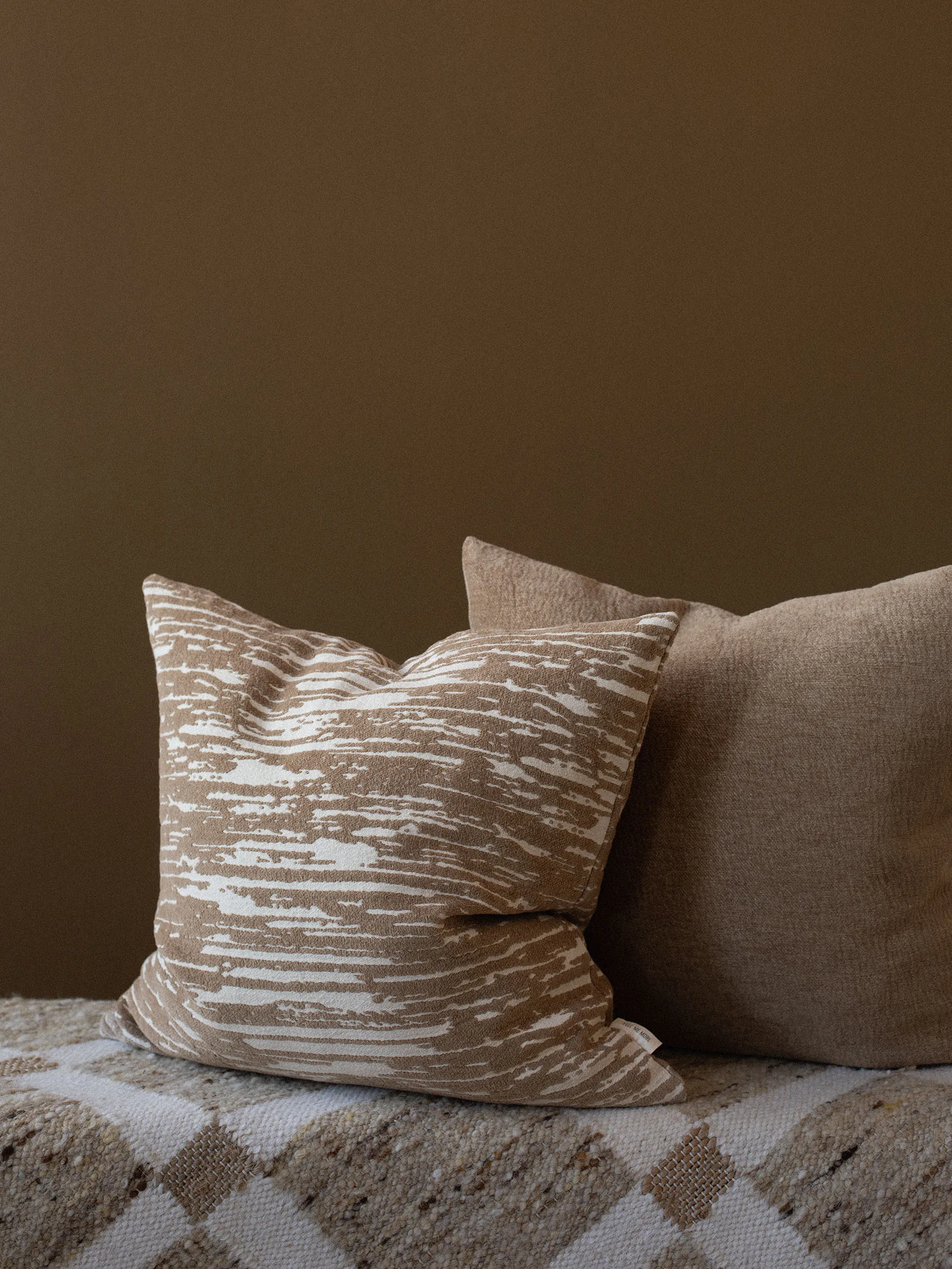 Celine μαξιλαροθήκη 50x50 εκ., Μπεζ Tell Me More