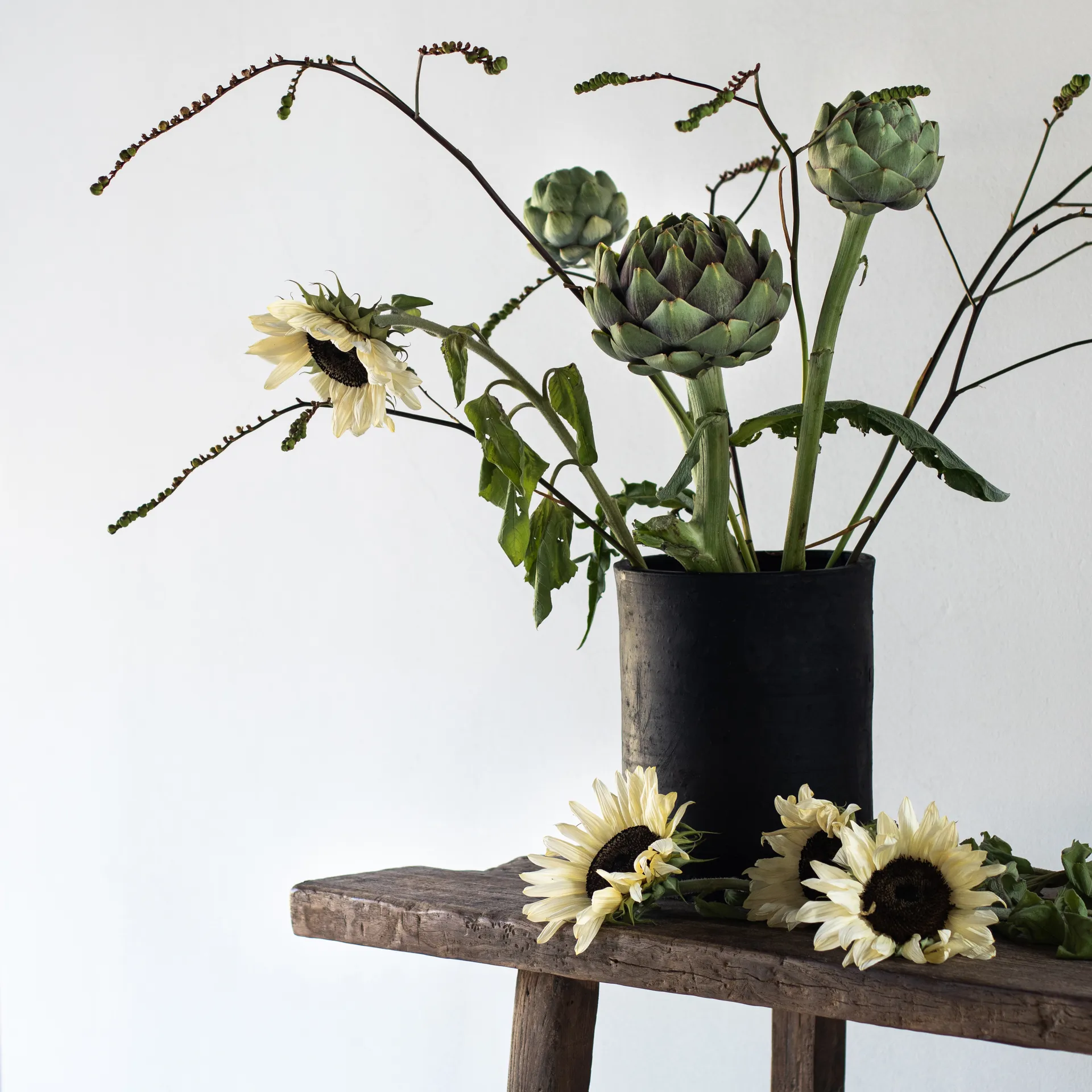 Hero γλάστρα κύλινδρος, Μαύρο Tell Me More