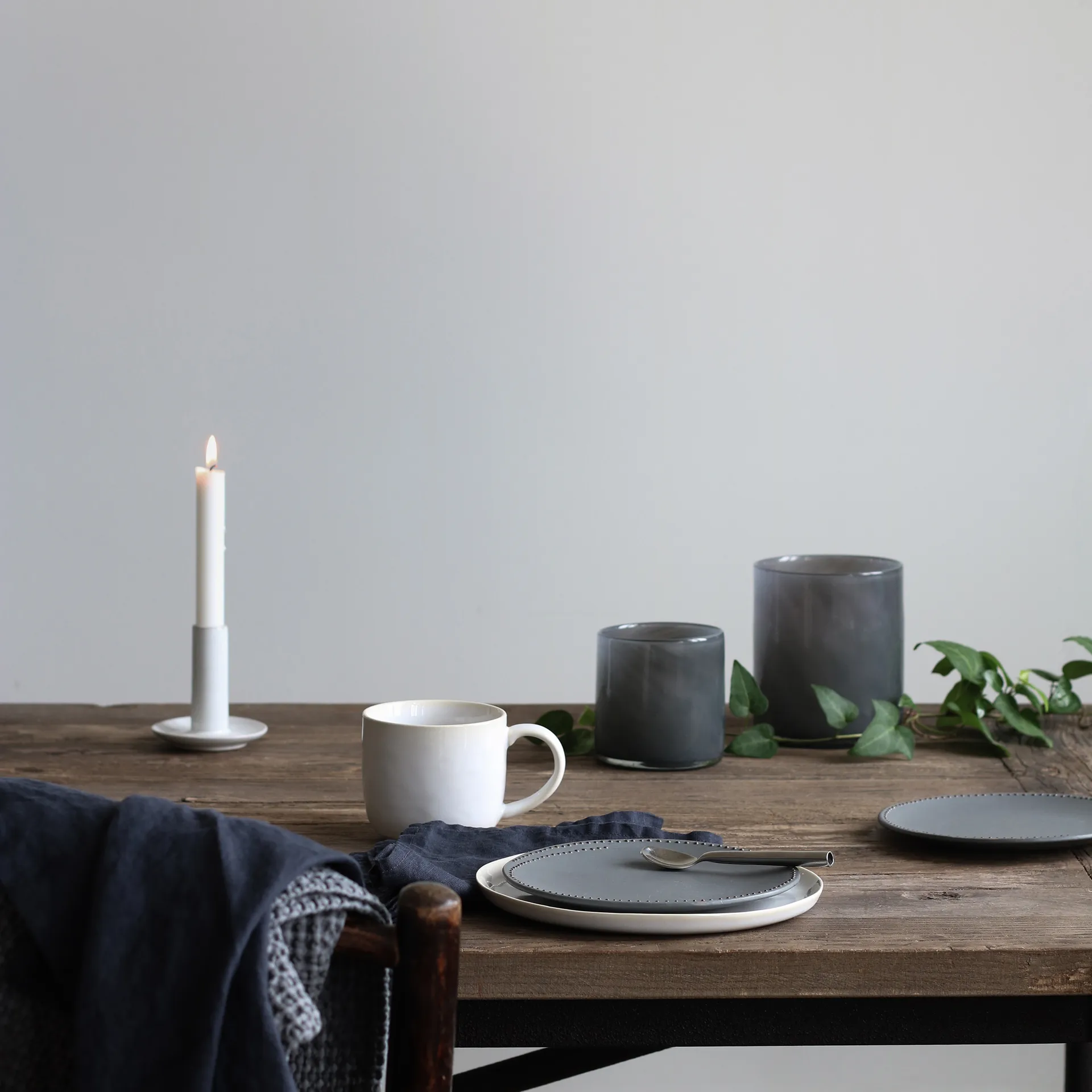 Lyric φανάρι Μ, Σκούρο γκρι Tell Me More