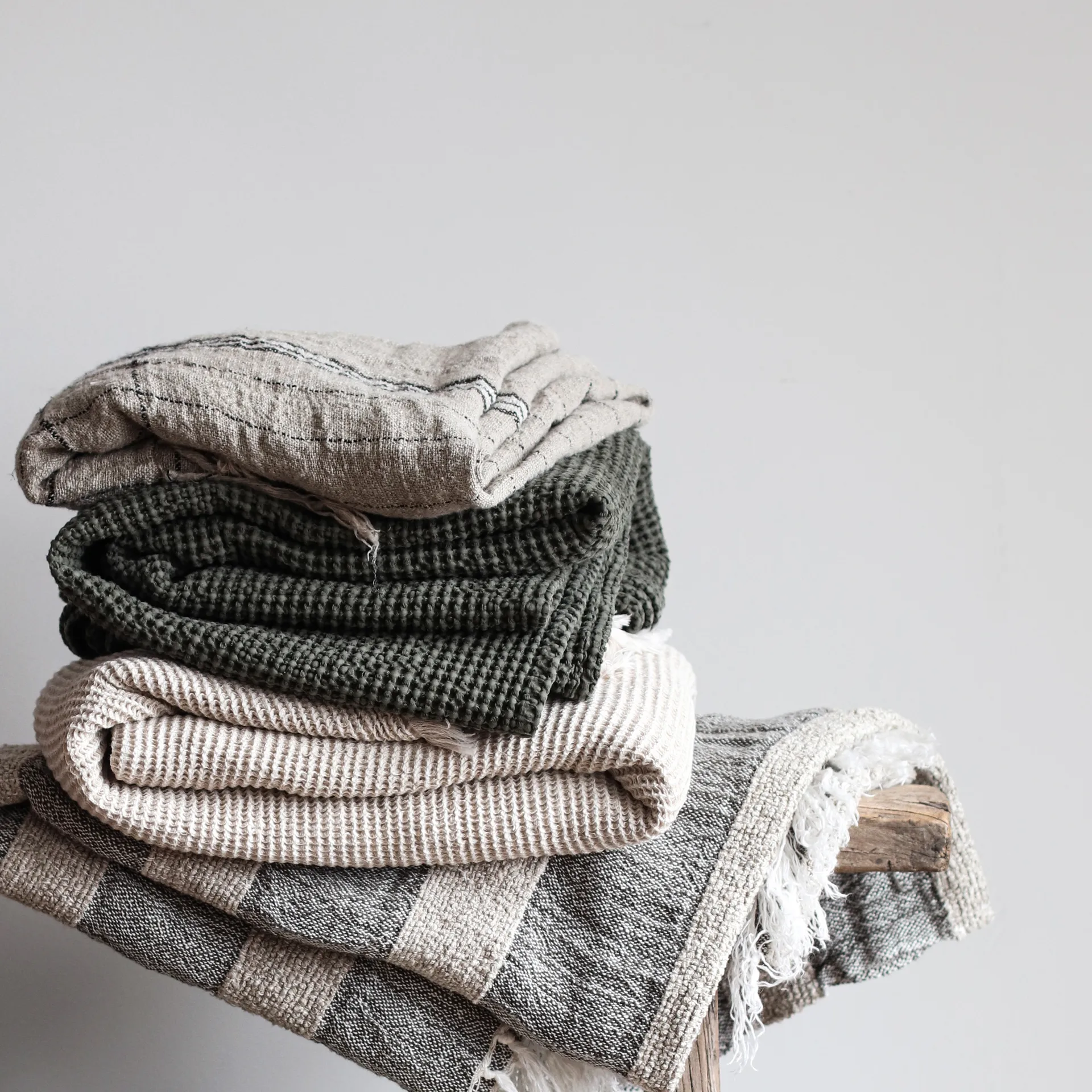 Miro κουβέρτα 180x260 cm, κυπαρισσί (πράσινο) Tell Me More