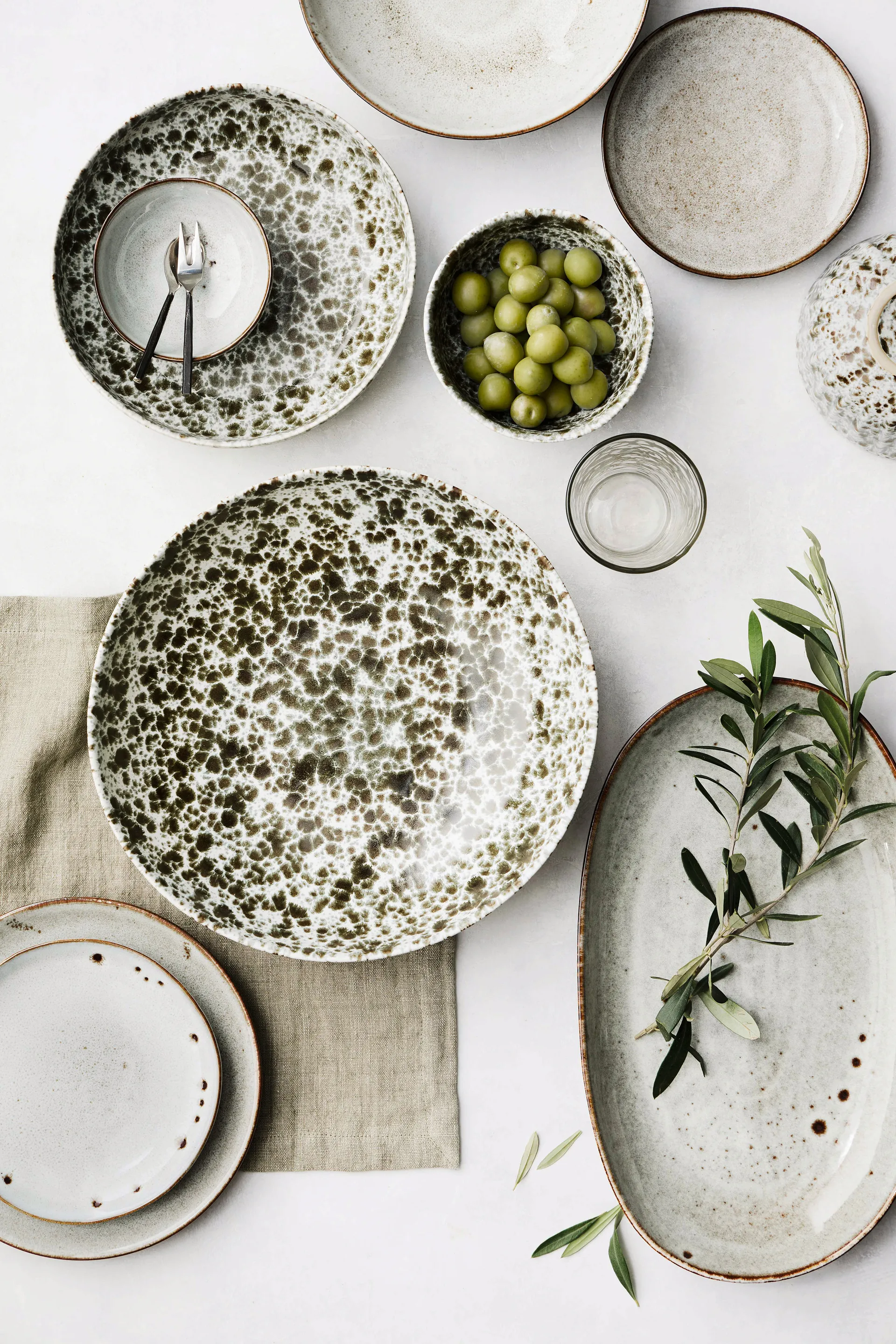 Μεσαίο μπολ σαλάτας Rivoli Ø30 cm, Green splatter Tell Me More