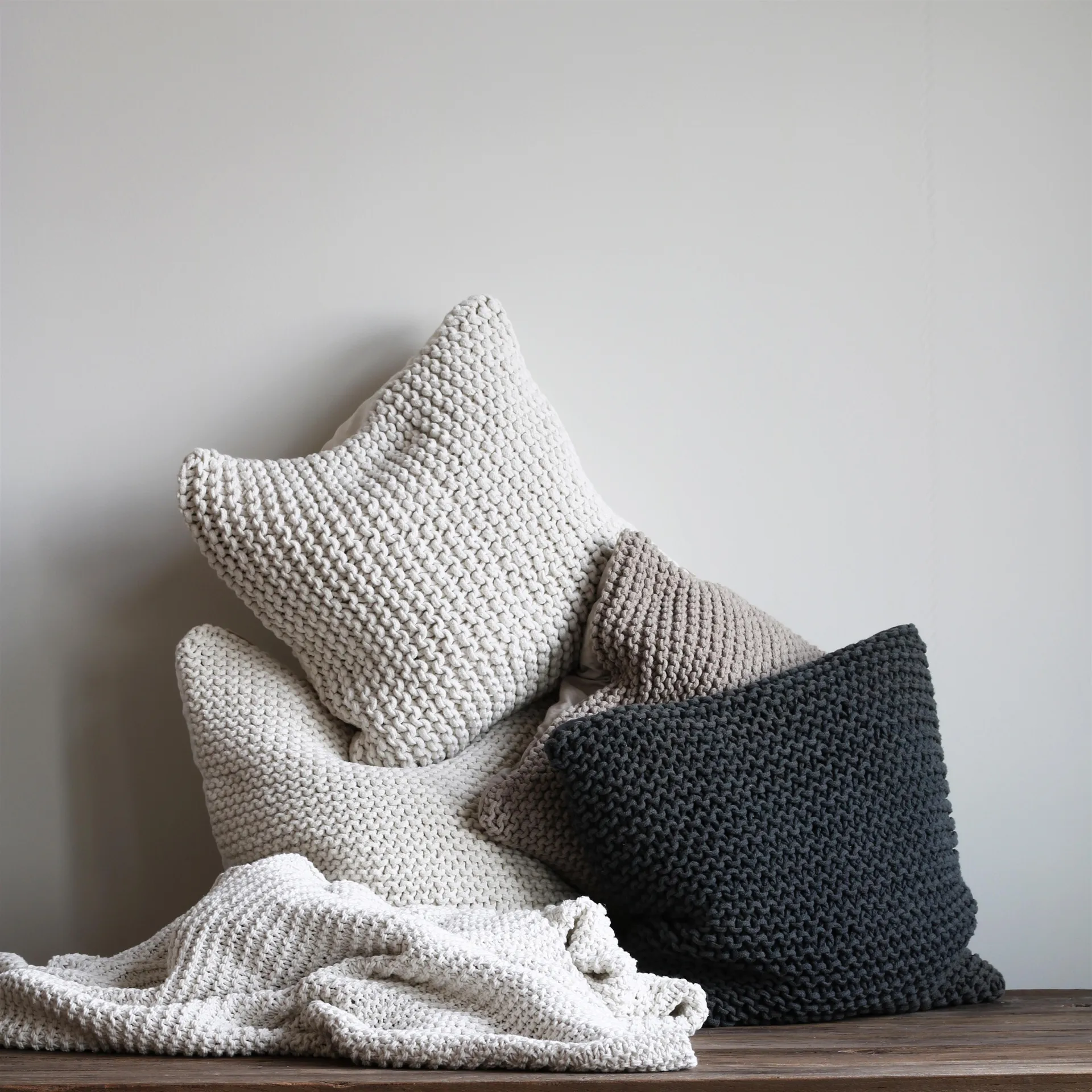 Rope κάλυμμα μαξιλαριού 60x60 cm, υπόλευκο Tell Me More