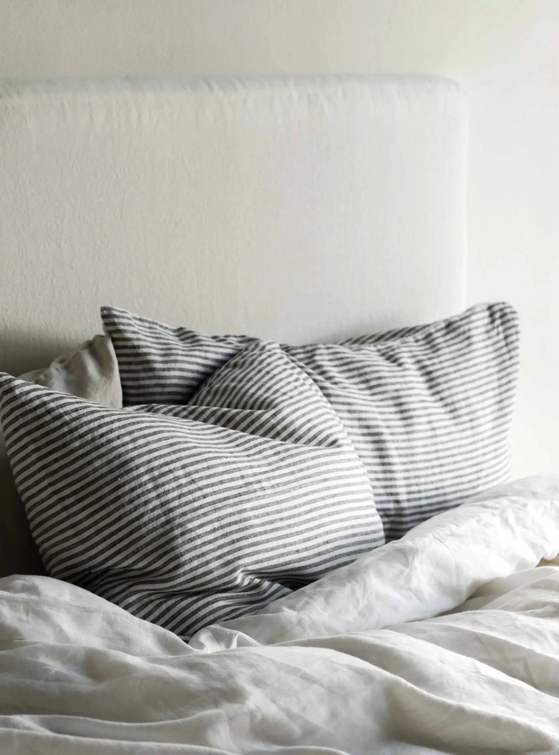 Stonewashed λινή μαξιλαροθήκη 70x50 cm συσκευασία 2 τεμαχίων, Γκρι-λευκό Tell Me More